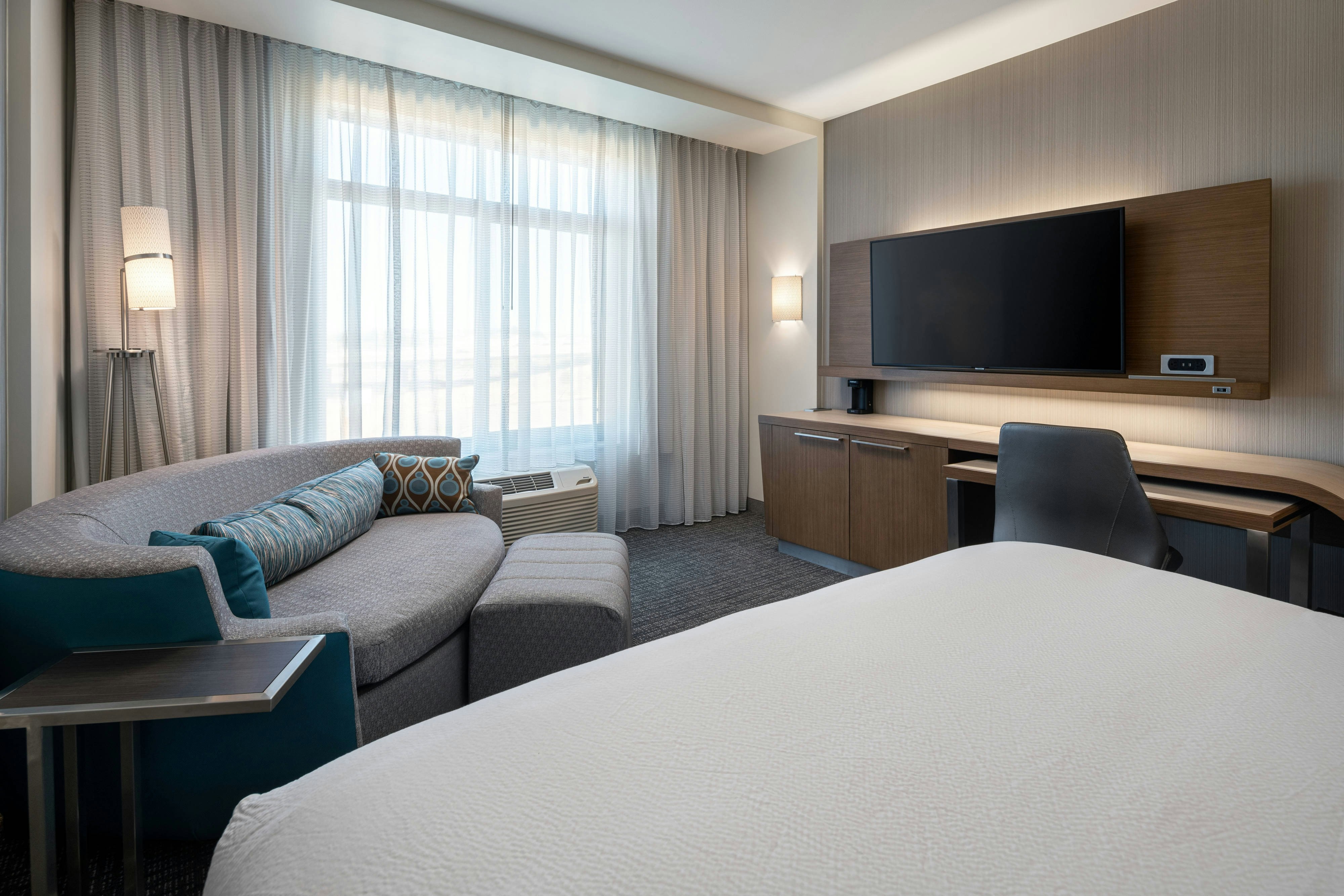 Courtyard by Marriott Petaluma Sonoma County