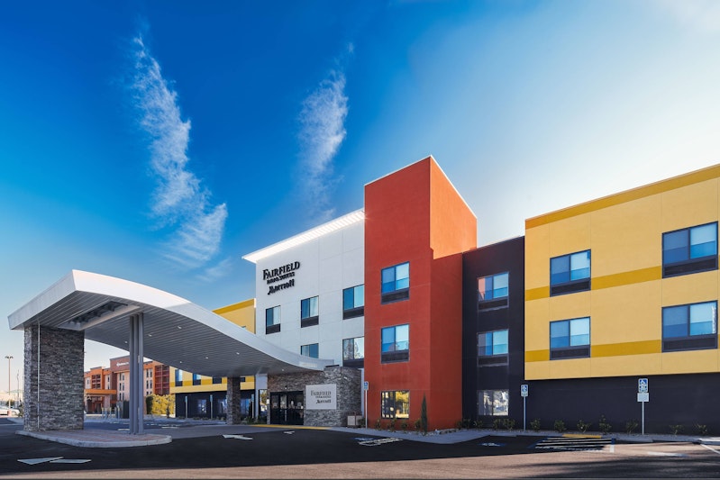 Fairfield by Marriott Inn & Suites Fresno Yosemite International Airport