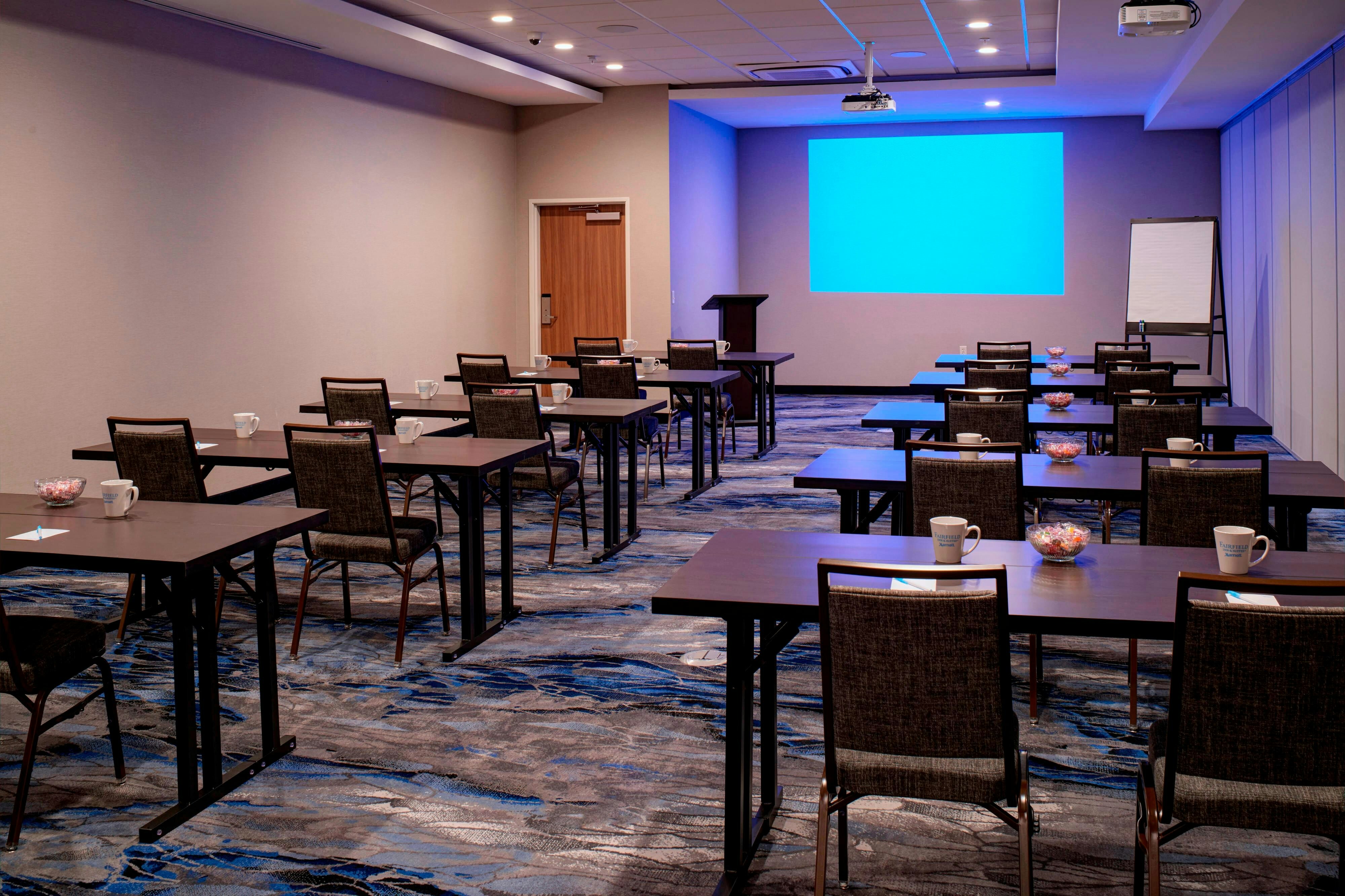Fairfield by Marriott Inn & Suites Columbus, IN