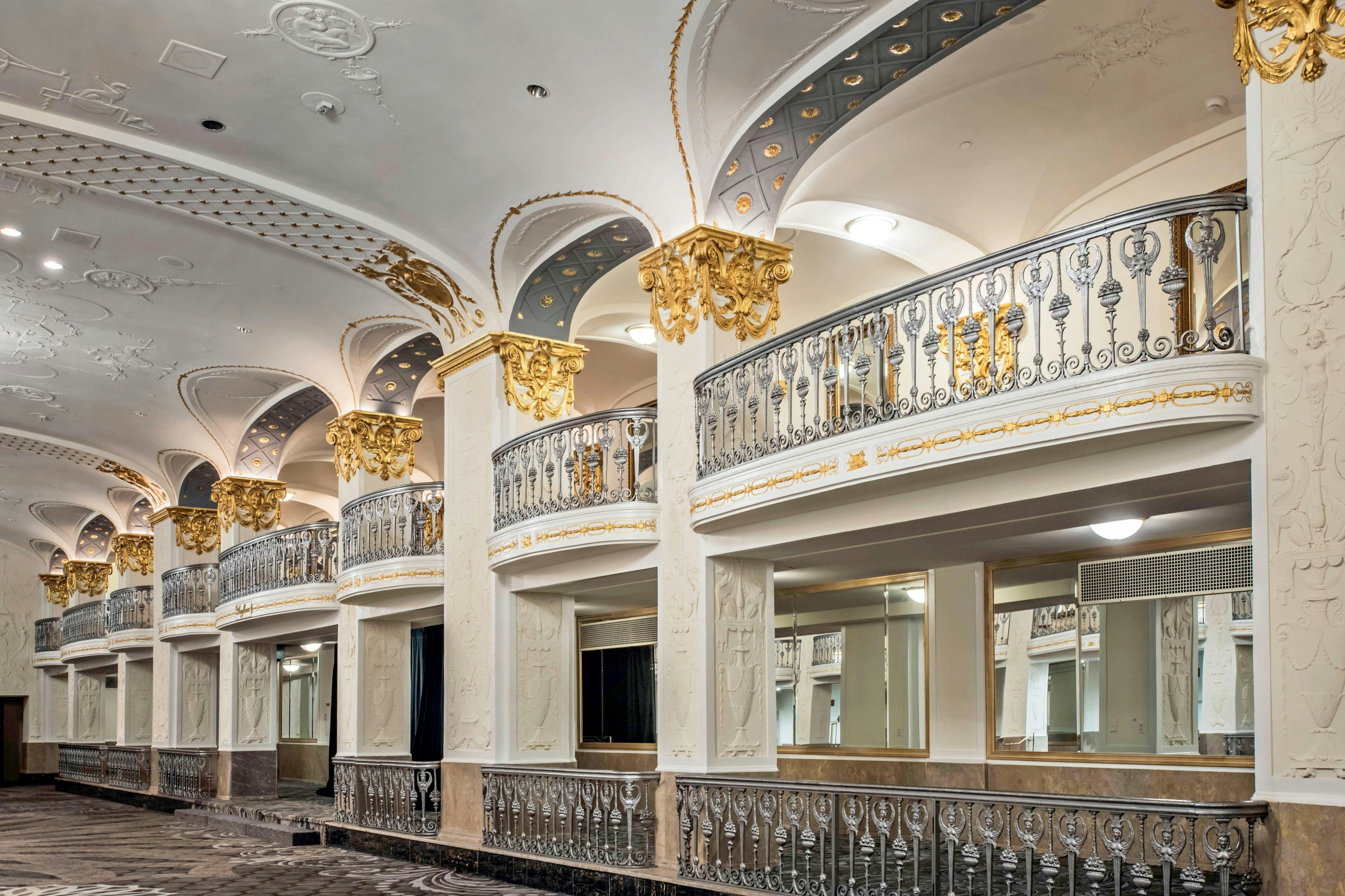 The Mayflower Hotel, Autograph Collection