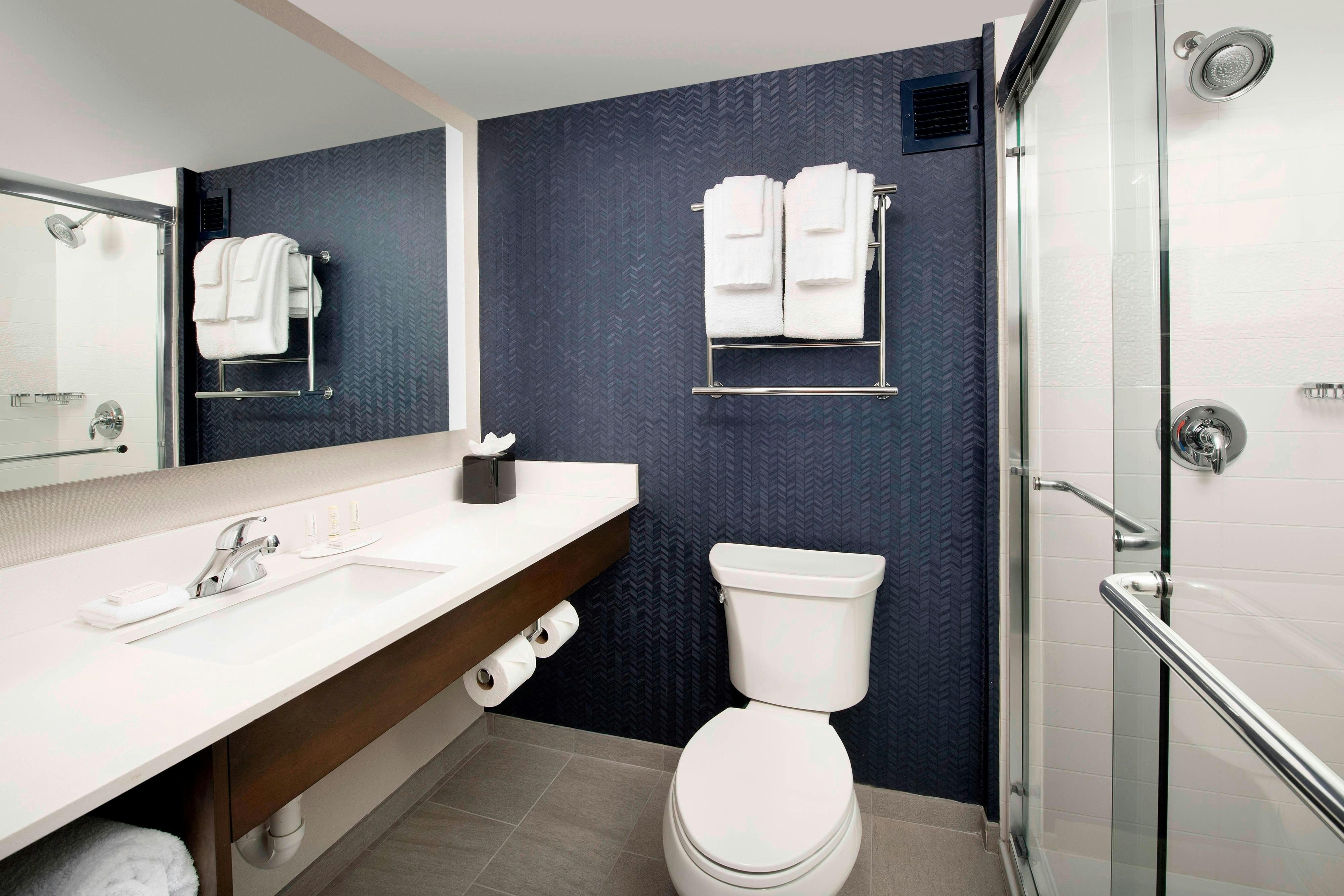 Fairfield by Marriott Inn & Suites Alexandria West/Mark Center