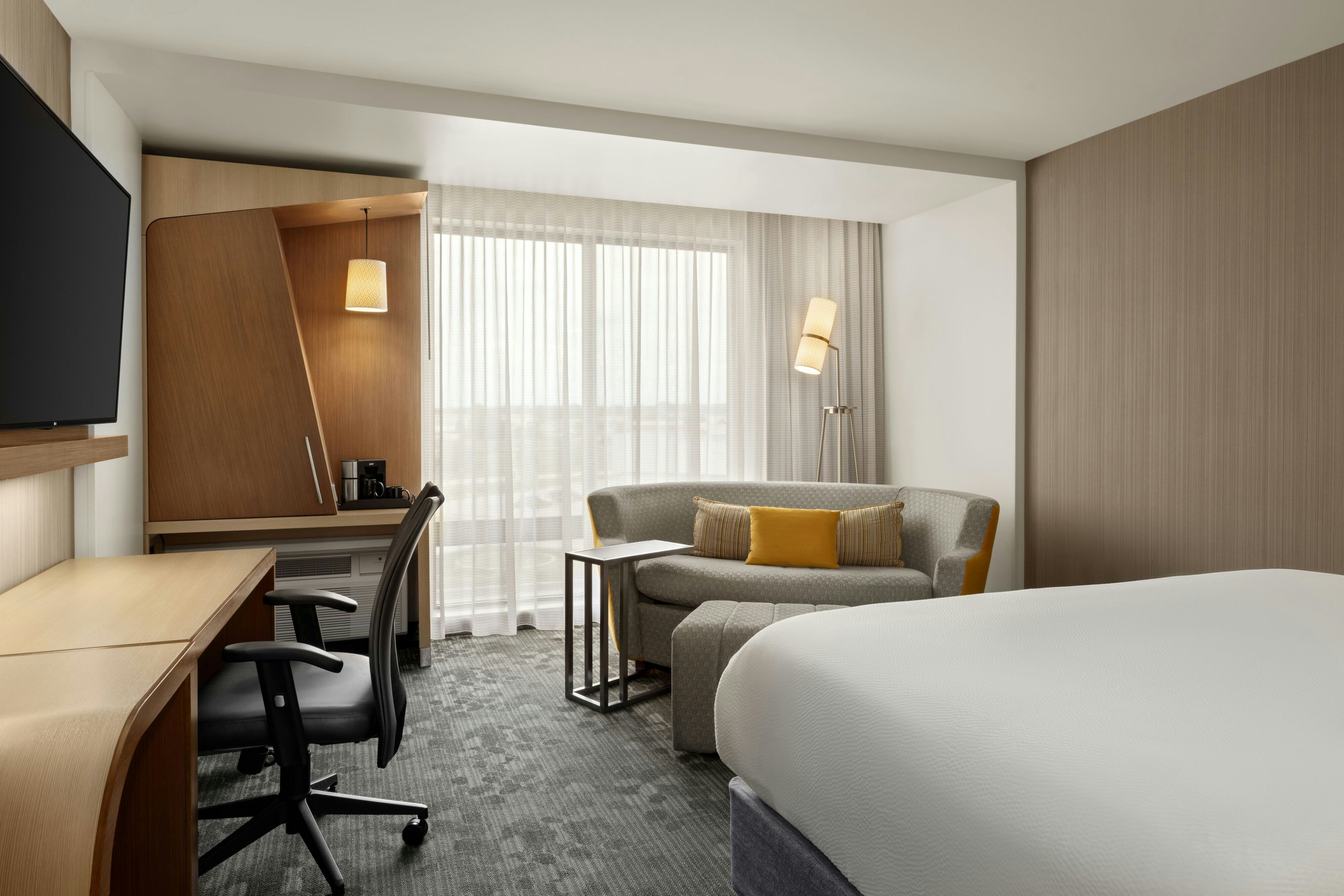 Courtyard by Marriott Omaha East/Council Bluffs, IA