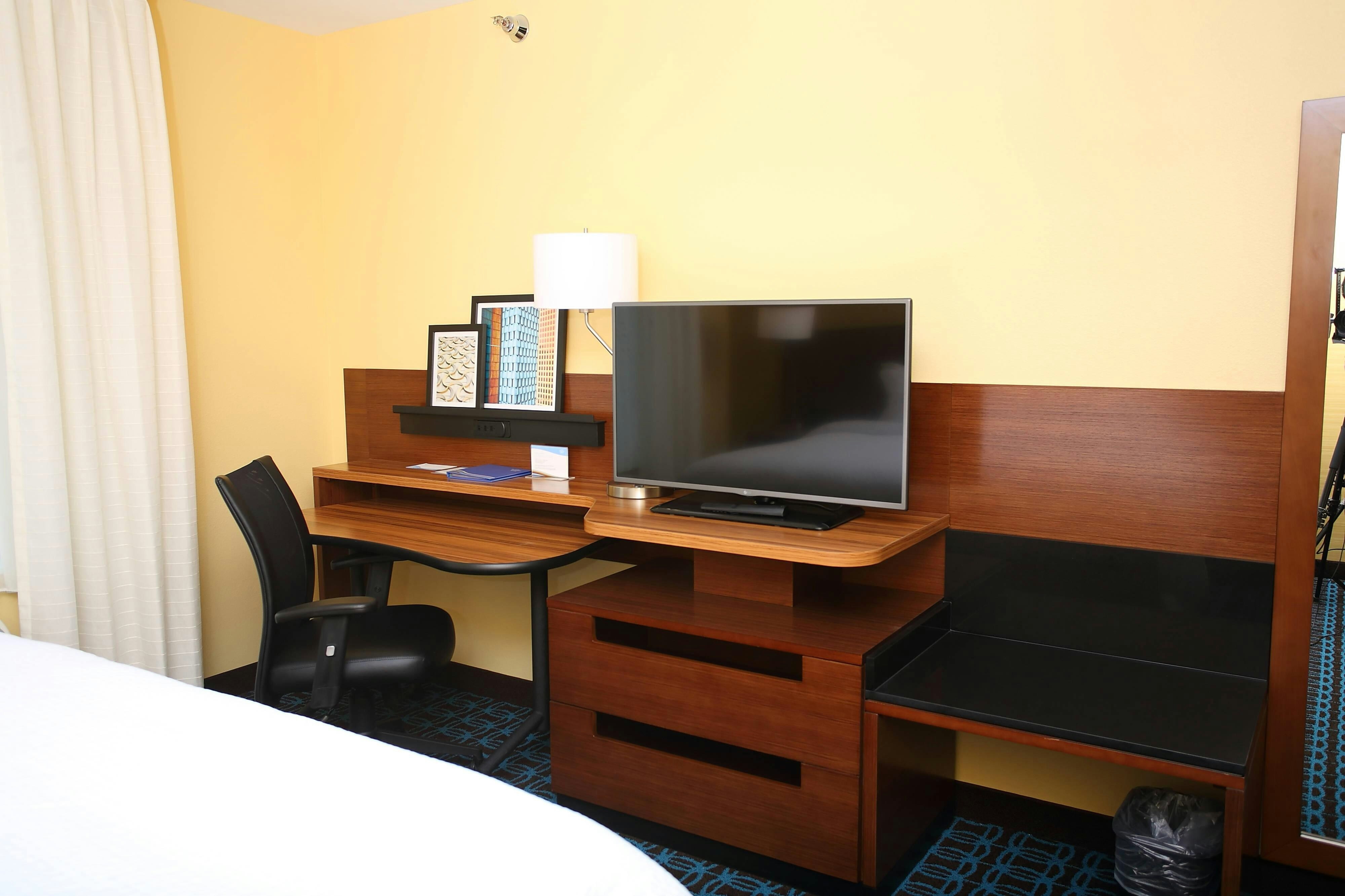 Fairfield by Marriott Inn & Suites East Grand Forks