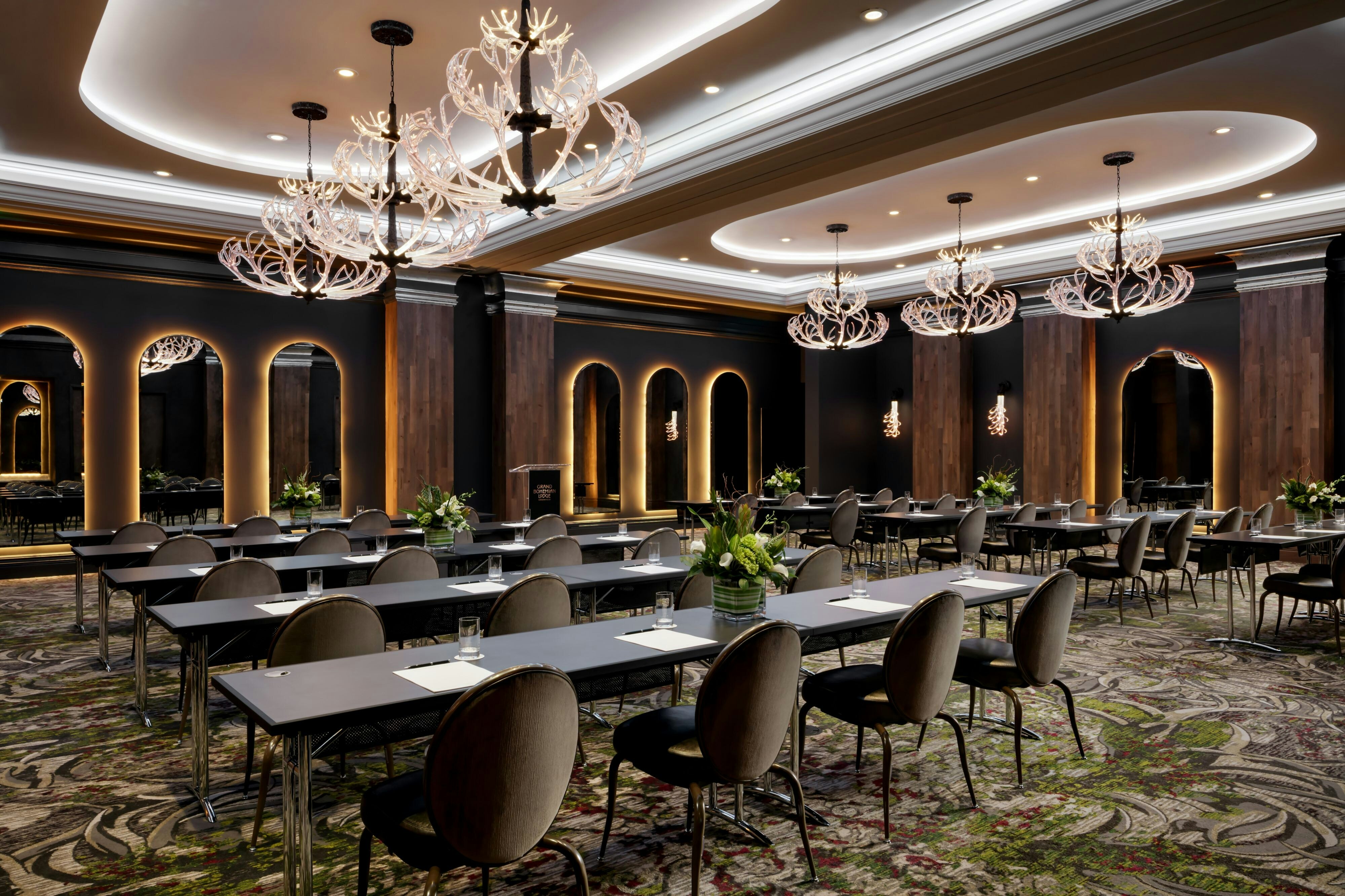 Grand Bohemian Lodge Greenville, Autograph Collection