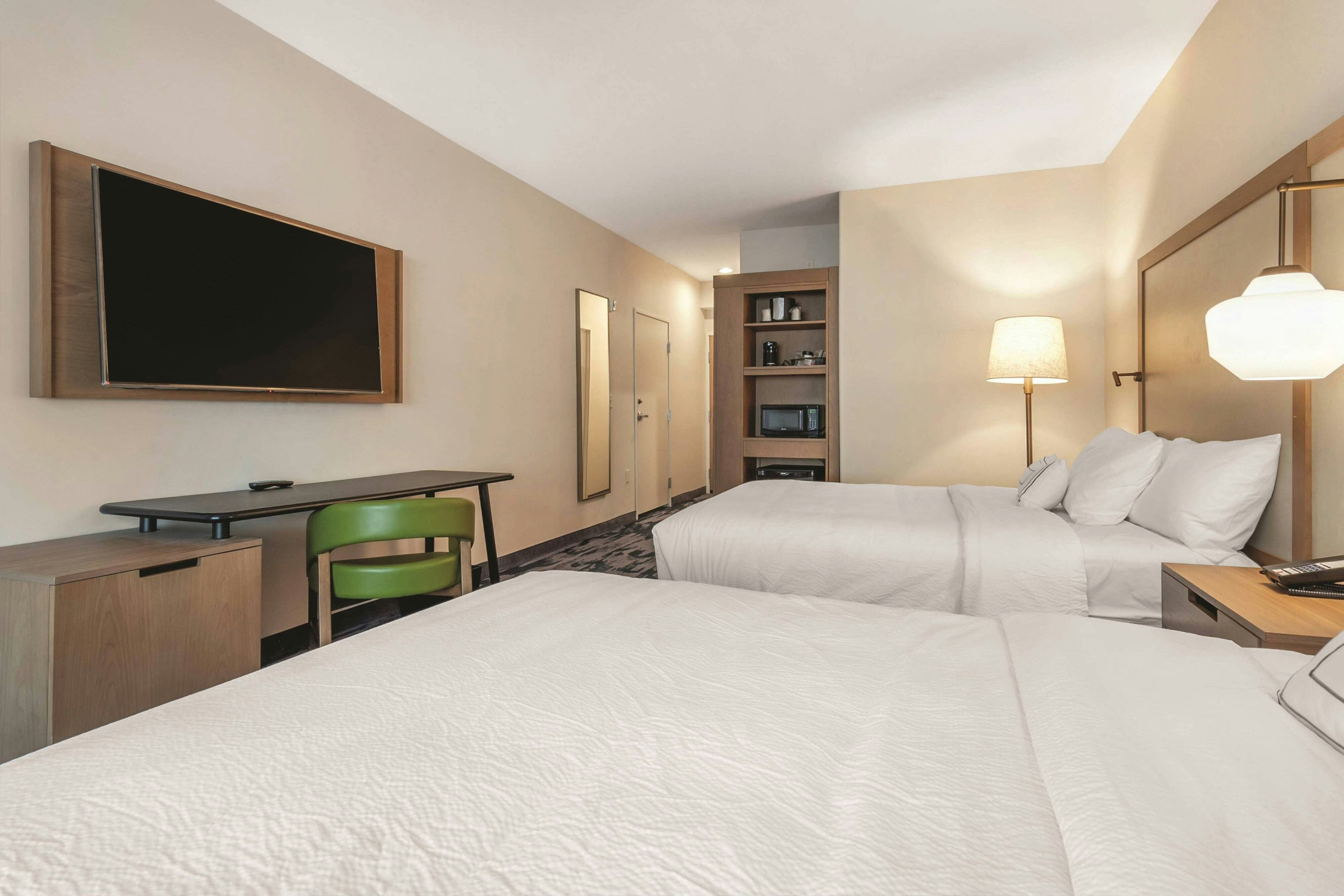 Fairfield by Marriott Inn & Suites Kansas City Shawnee