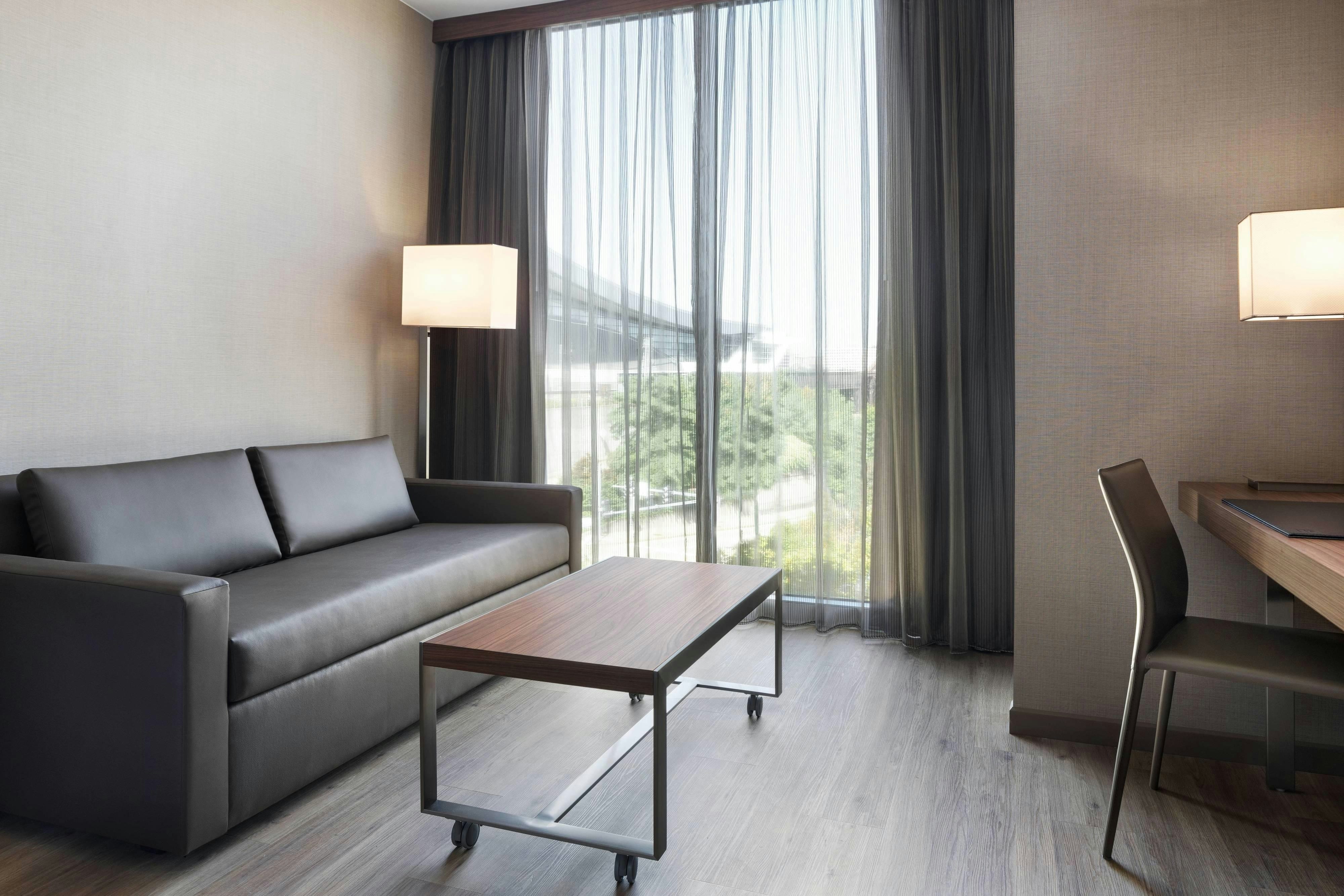 AC Hotel Pittsburgh Downtown