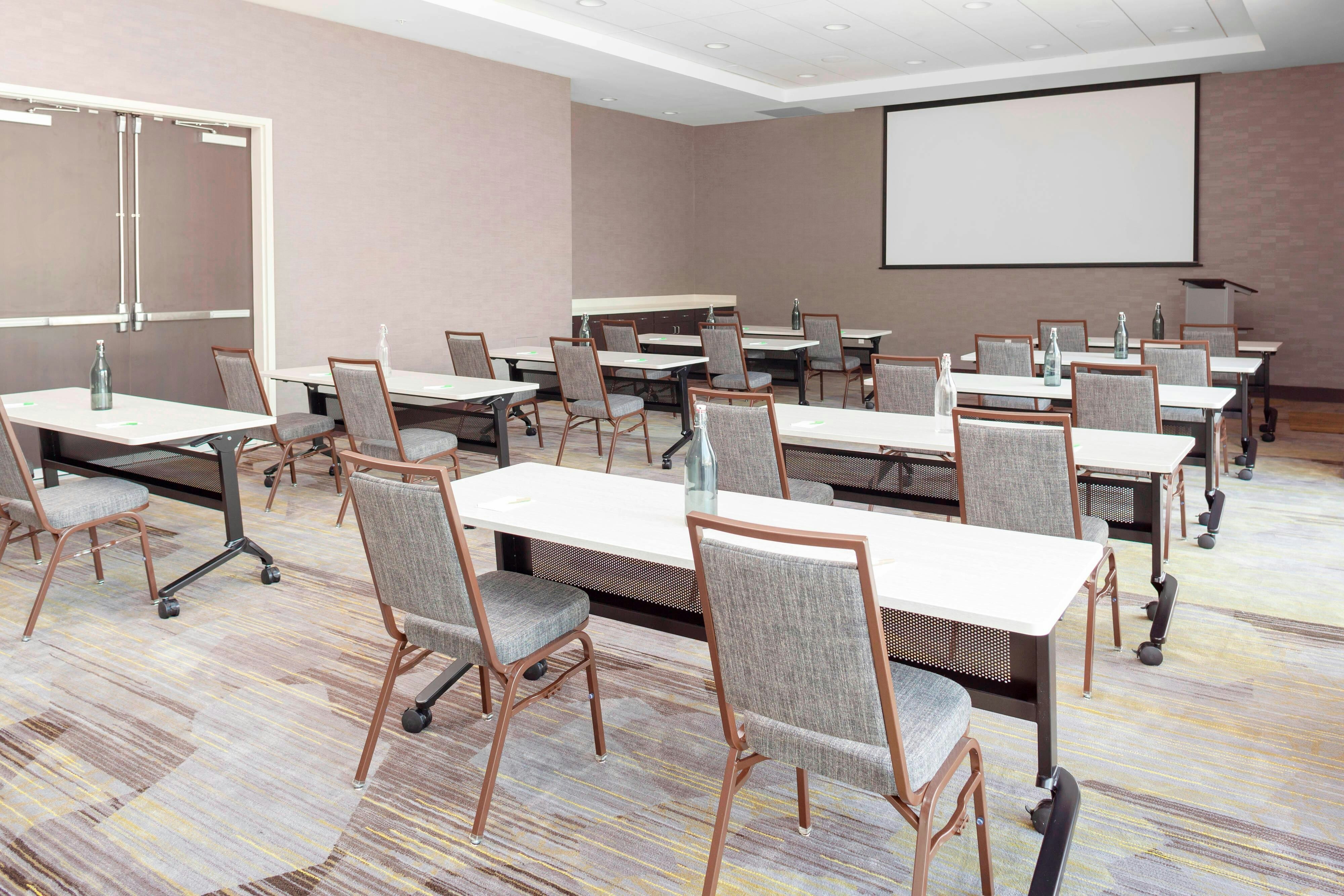 Courtyard by Marriott DeLand Historic Downtown