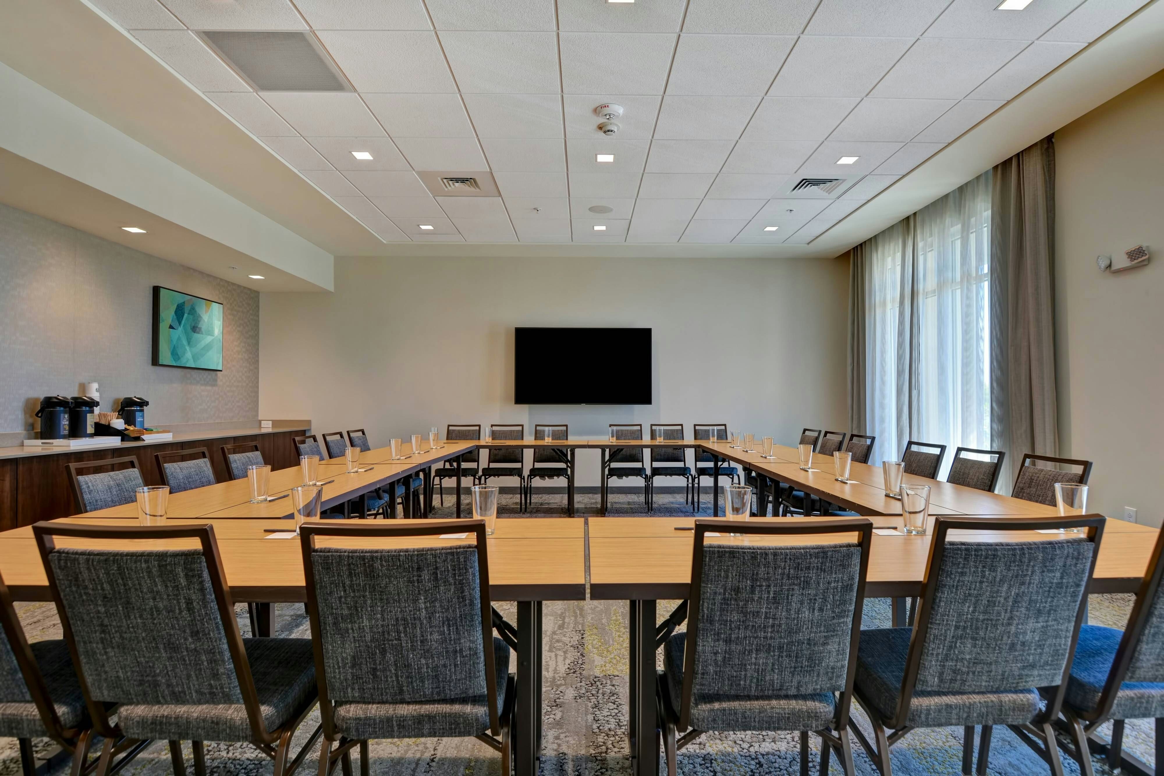 Courtyard by Marriott Jackson Madison