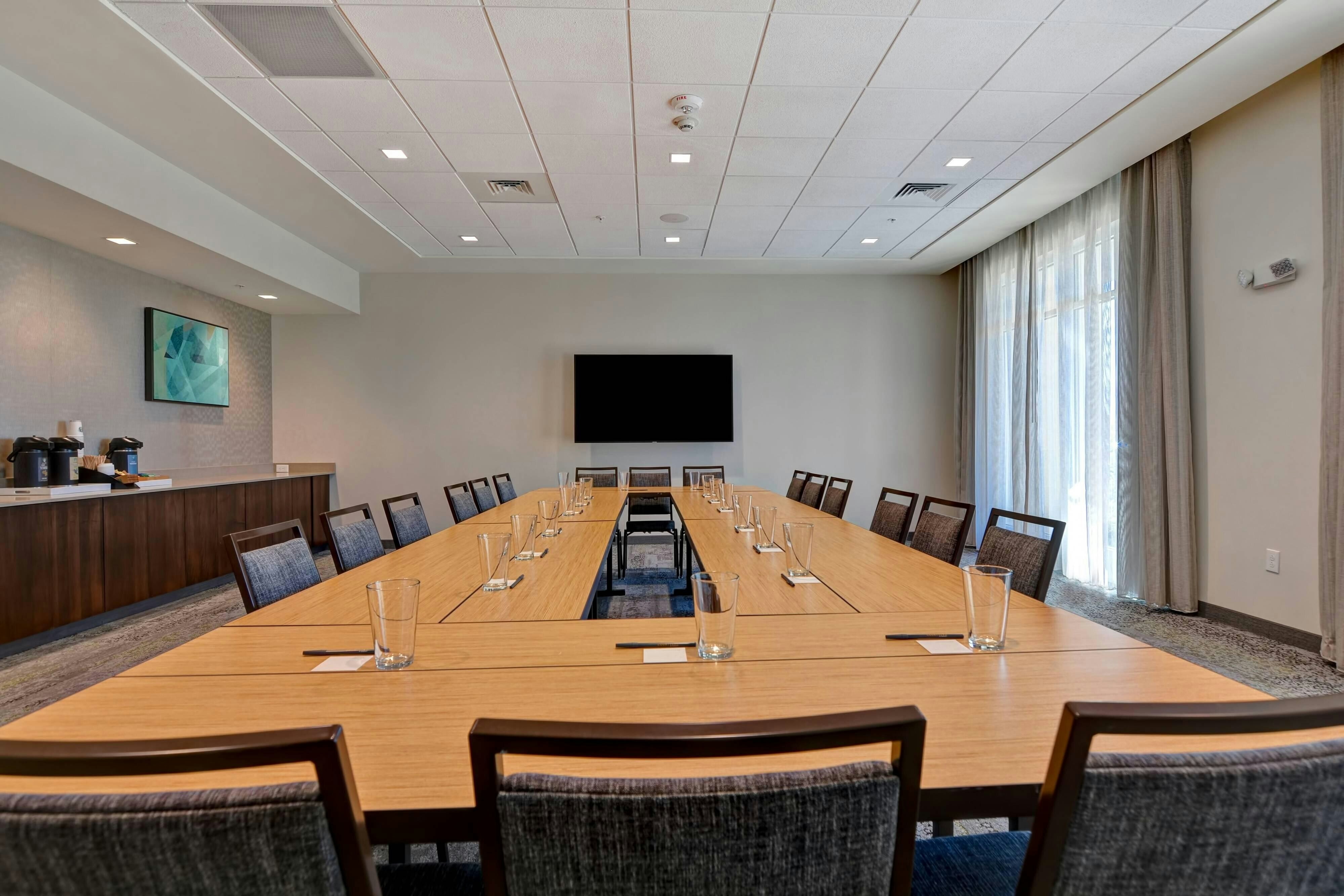 Courtyard by Marriott Jackson Madison