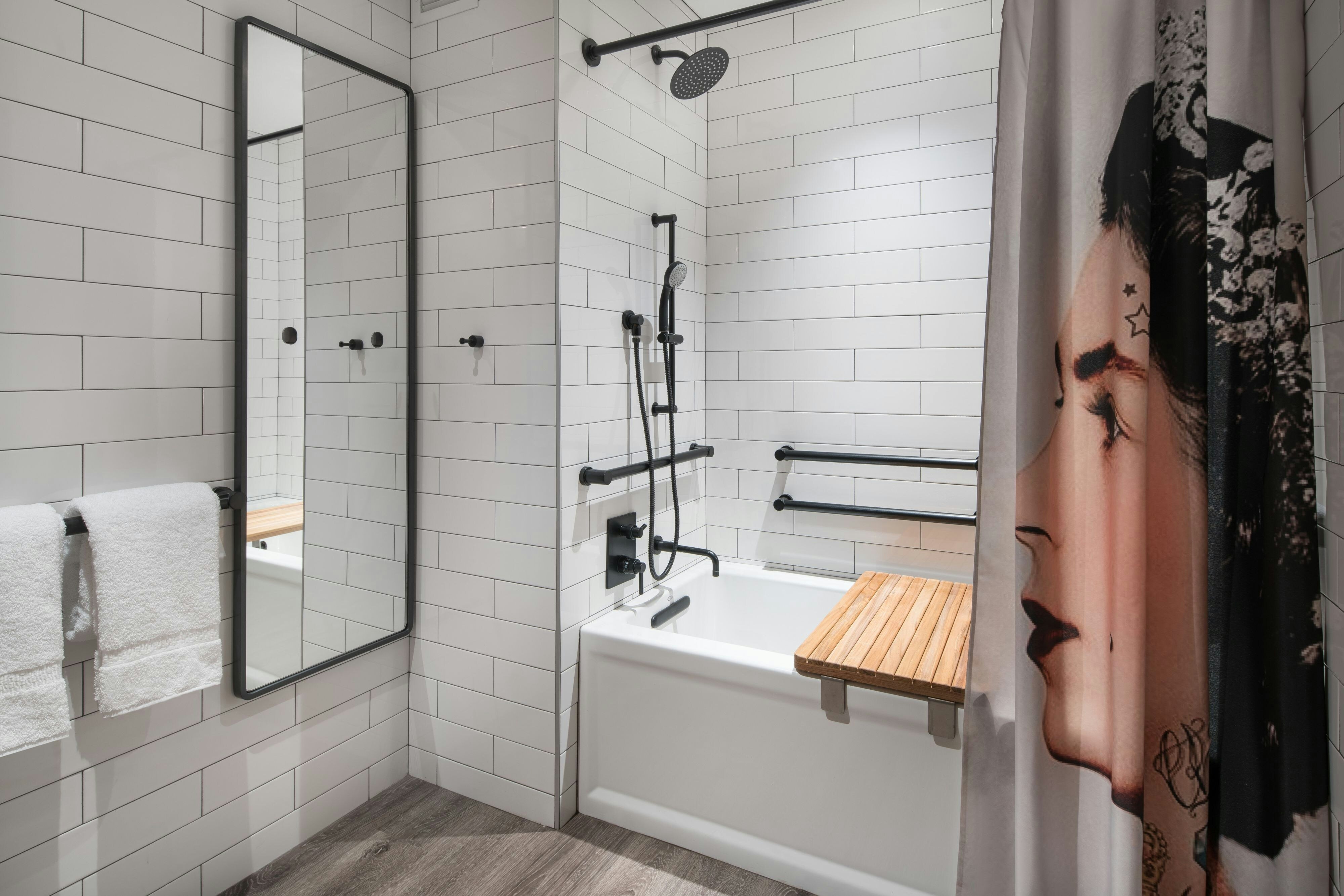 Moxy San Diego Downtown/Gaslamp Quarter
