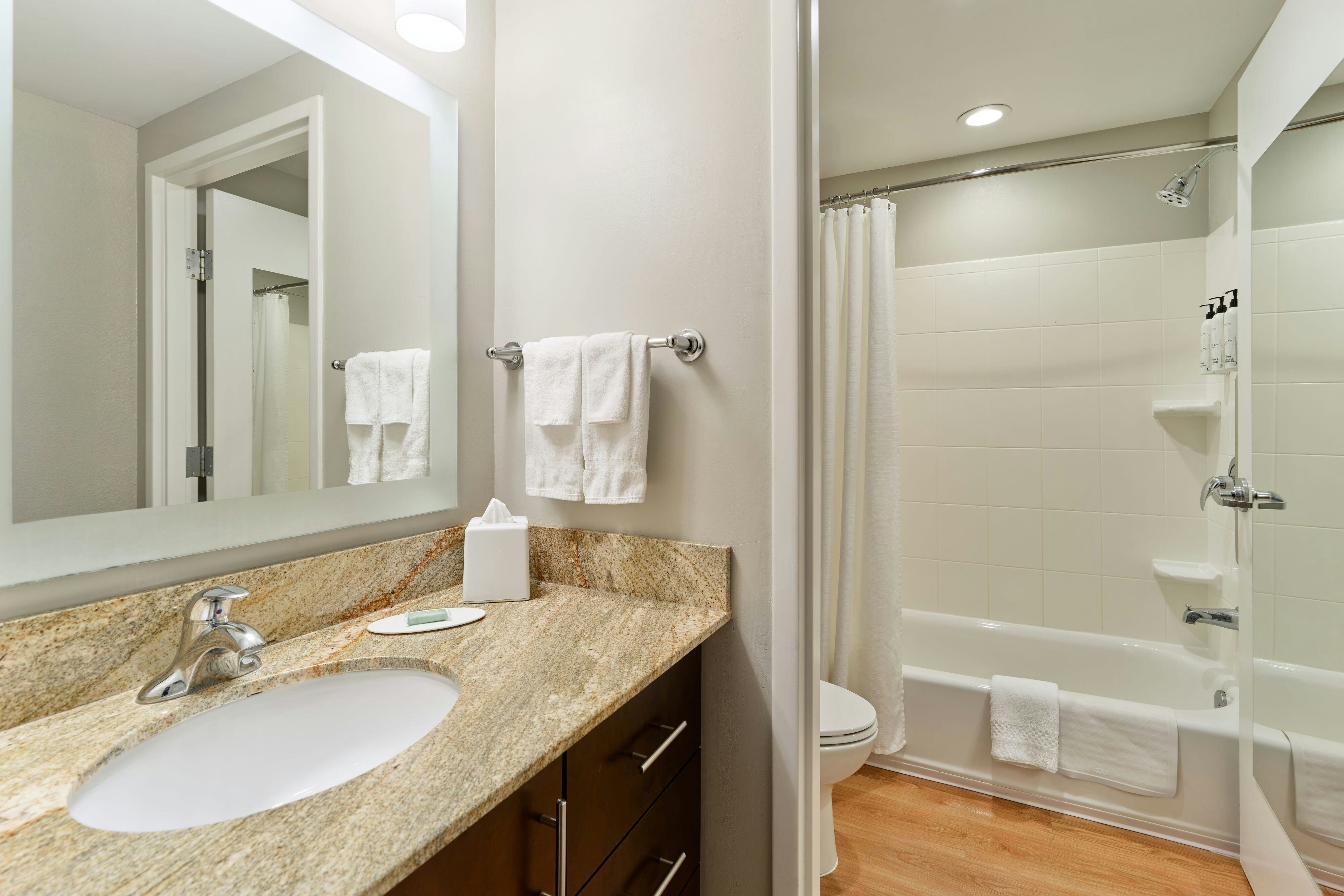 TownePlace Suites by Marriott Orlando at FLAMINGO CROSSINGS® Town Center/Western Entrance