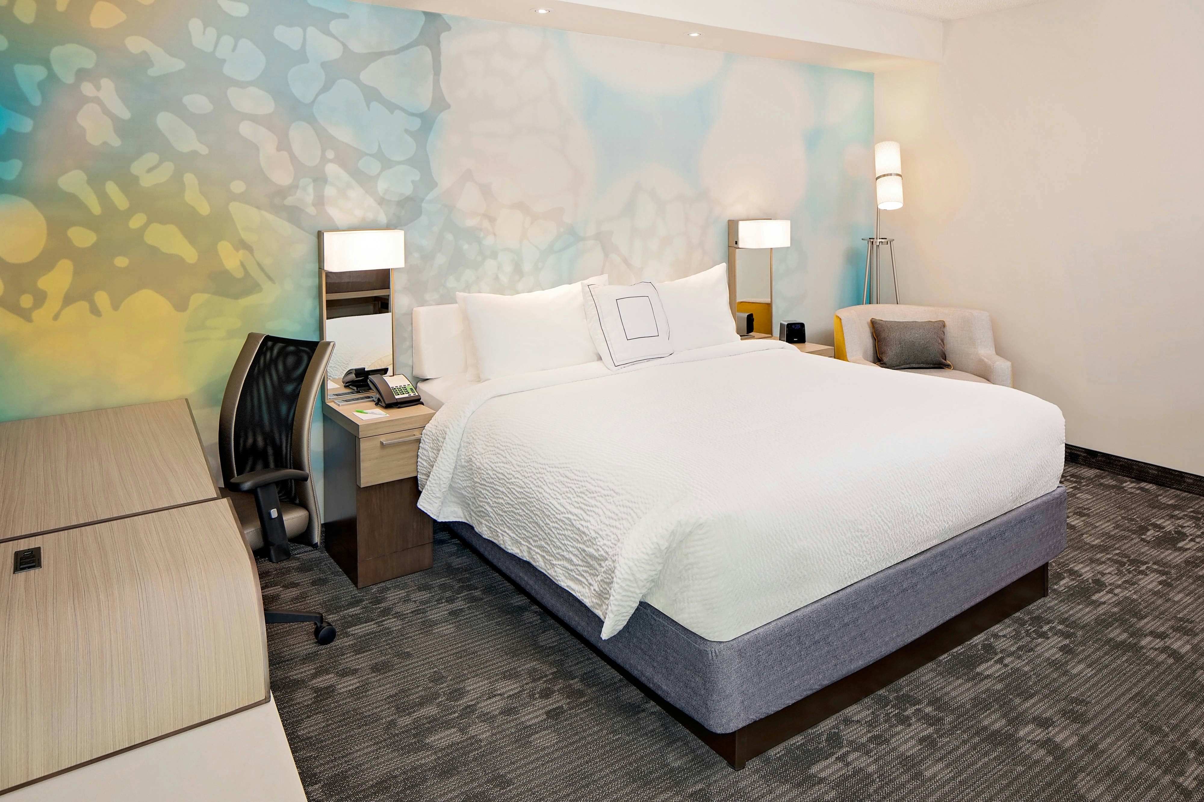 Courtyard by Marriott Dallas Downtown/Reunion District