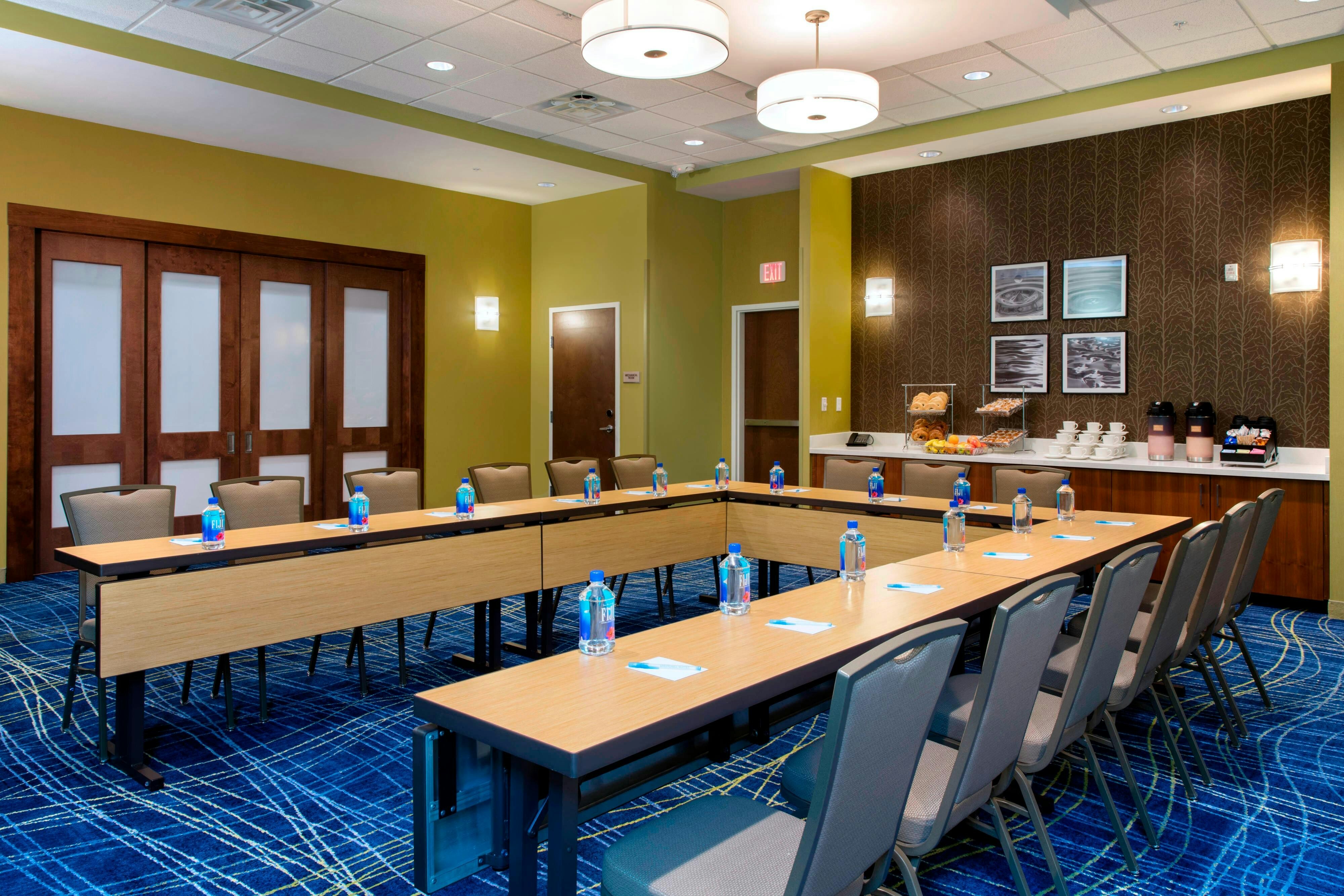 SpringHill Suites by Marriott Orlando at FLAMINGO CROSSINGS® Town Center/Western Entrance