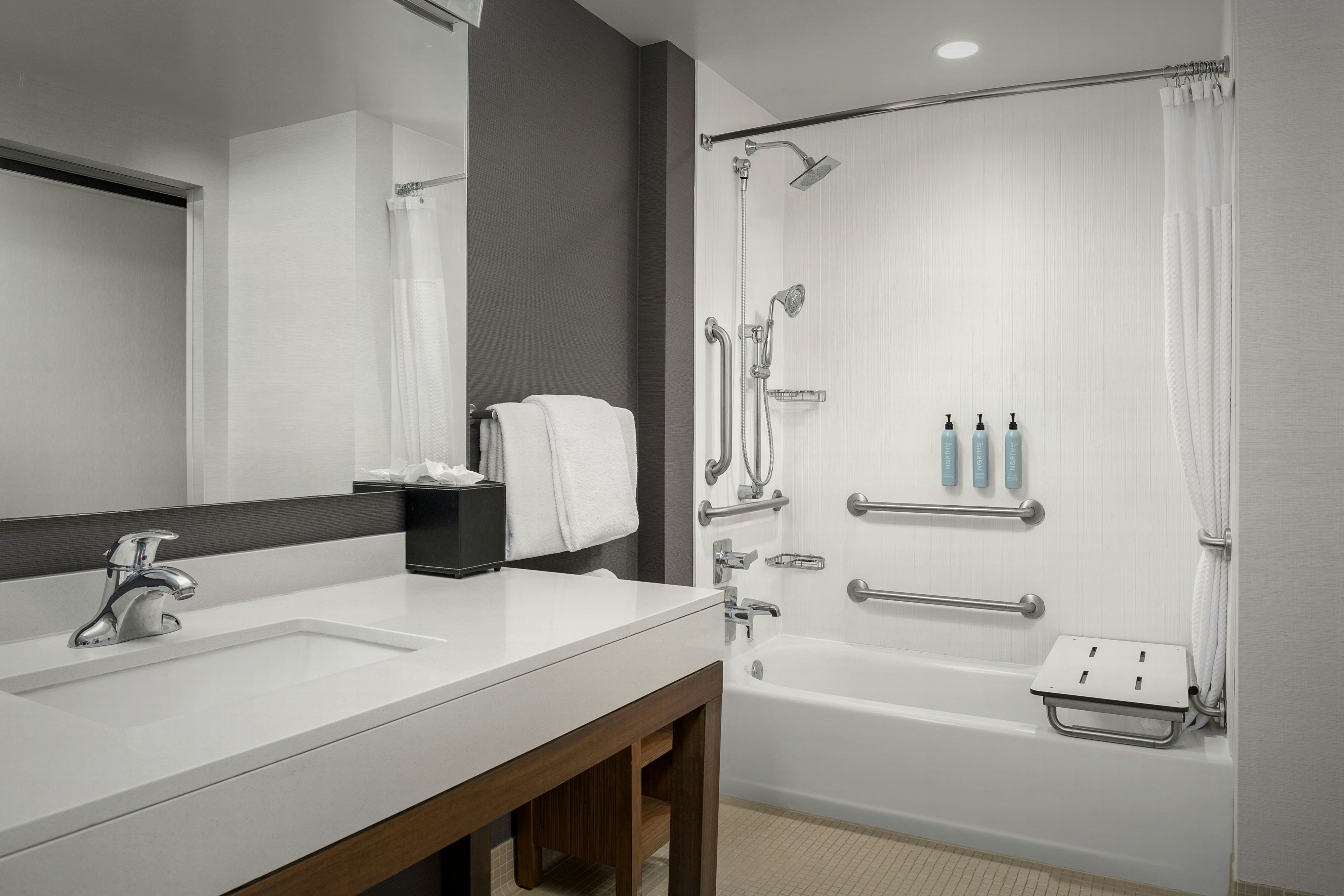 Courtyard by Marriott Muncie at Horizon Convention Center