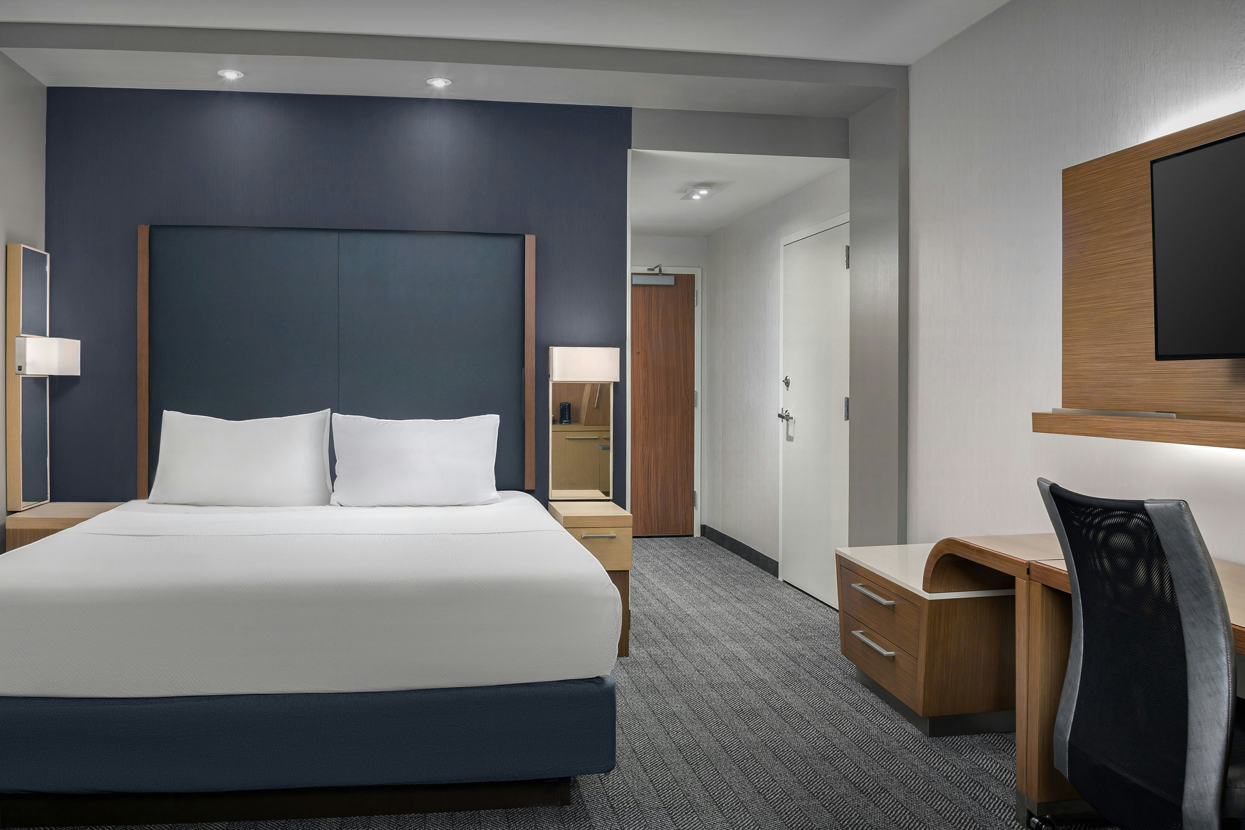Courtyard by Marriott Muncie at Horizon Convention Center