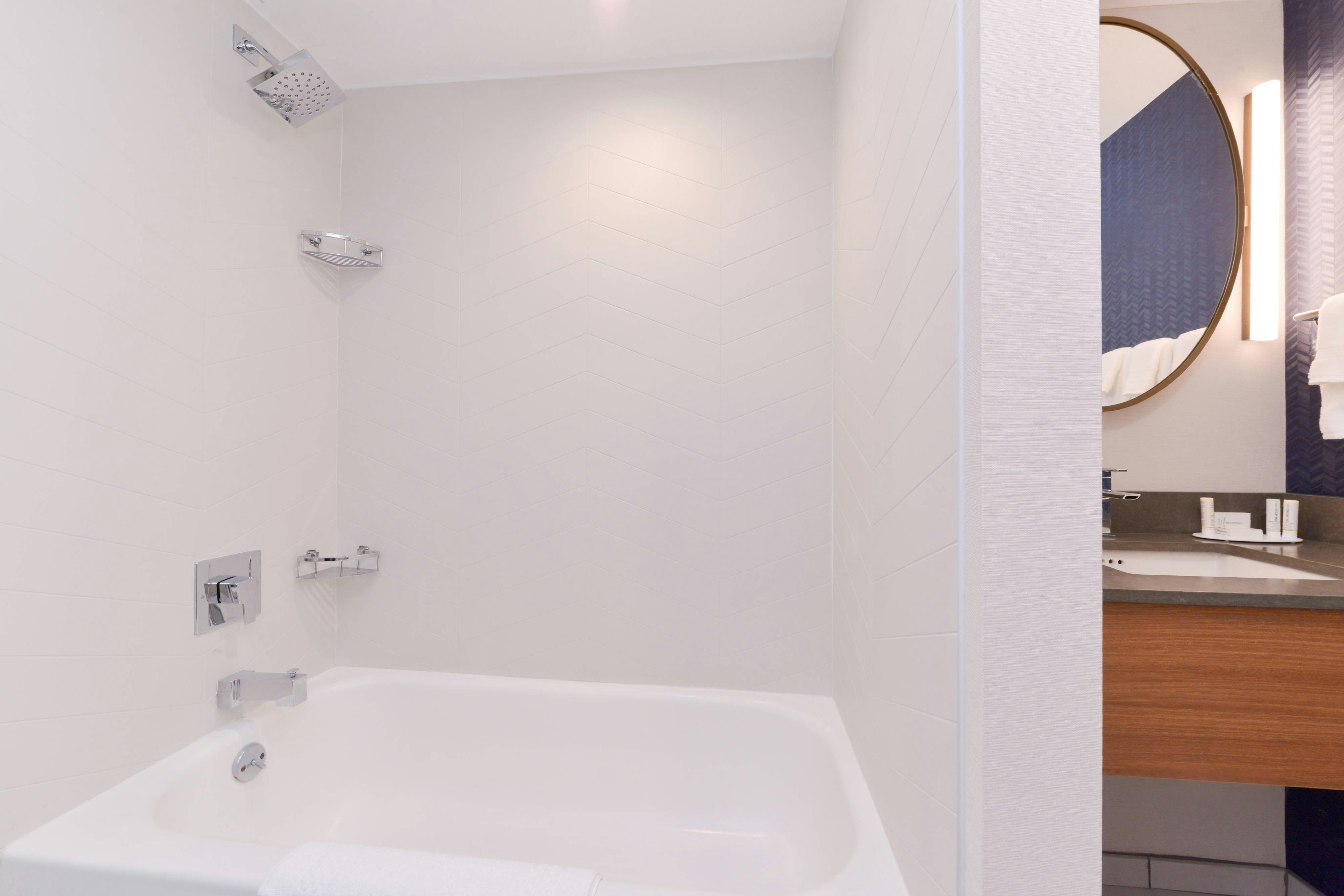Fairfield by Marriott Inn & Suites Bakersfield Central