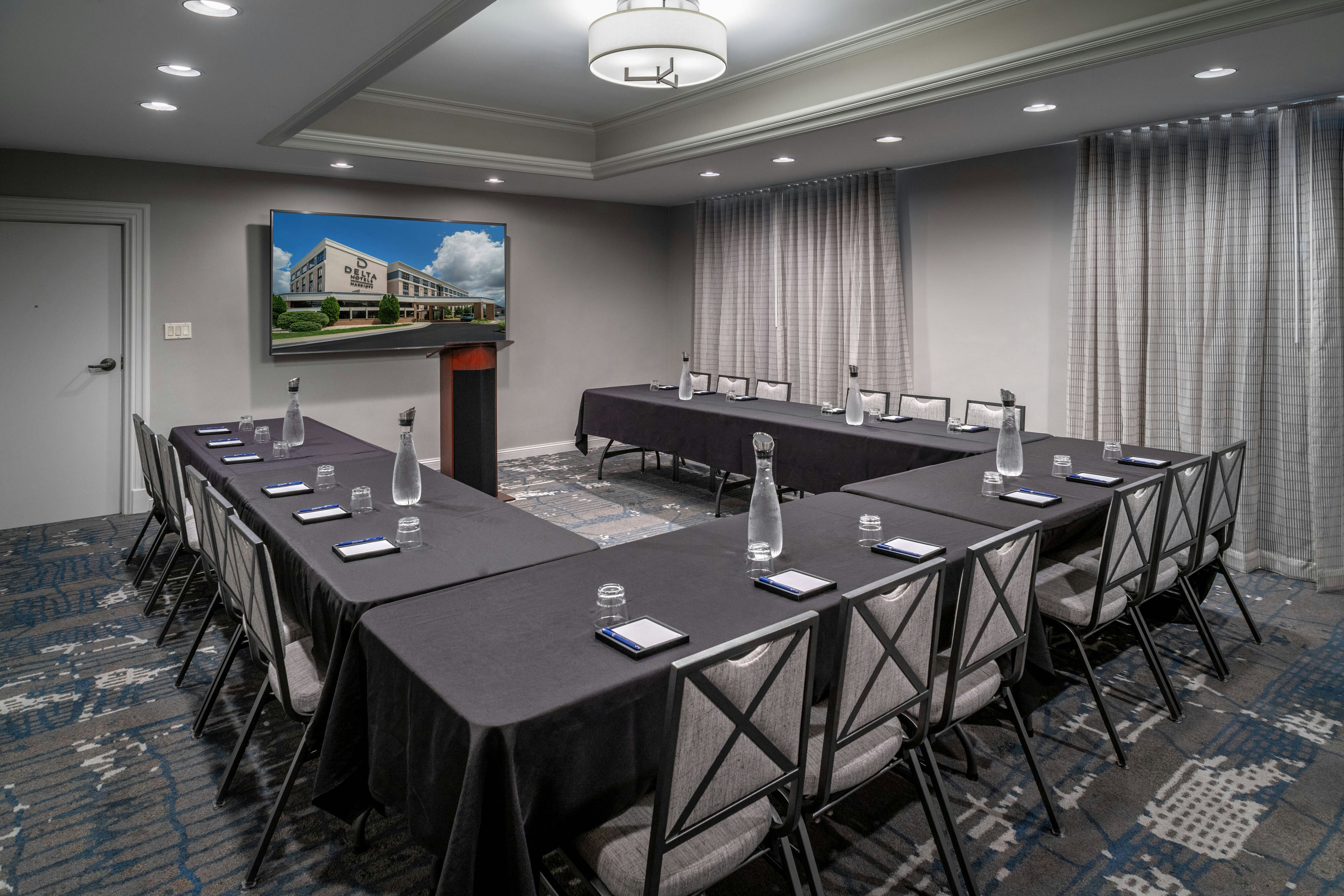 Delta Hotels Huntington Downtown