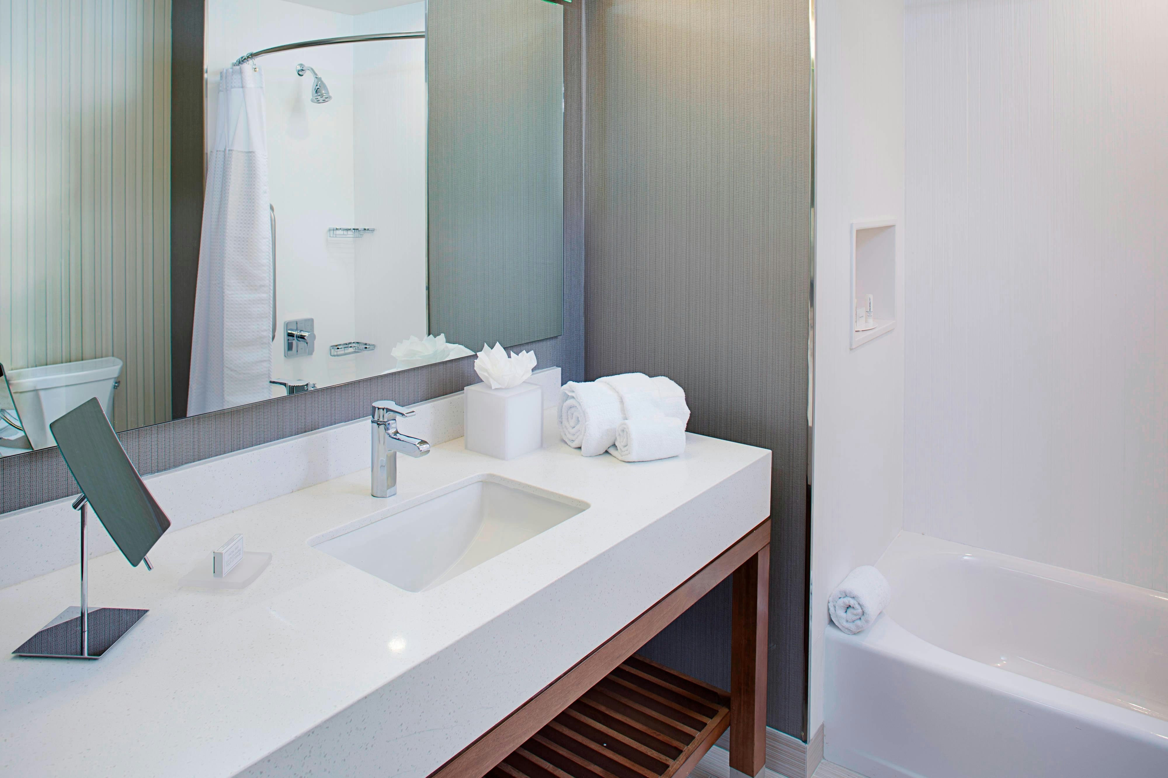 Courtyard by Marriott Dallas Carrollton and Carrollton Conference Center