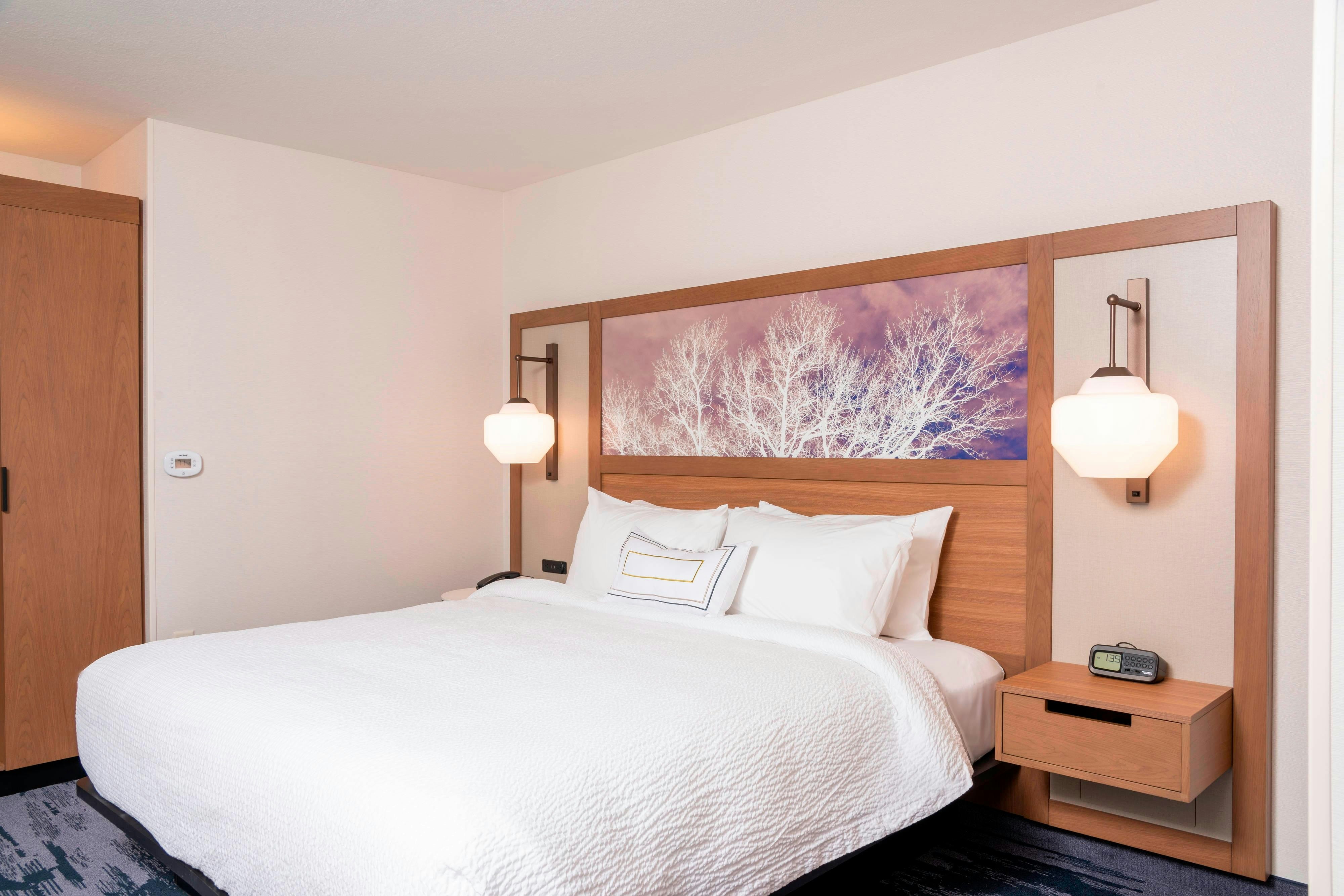 Fairfield by Marriott Inn & Suites Fair Oaks Farms