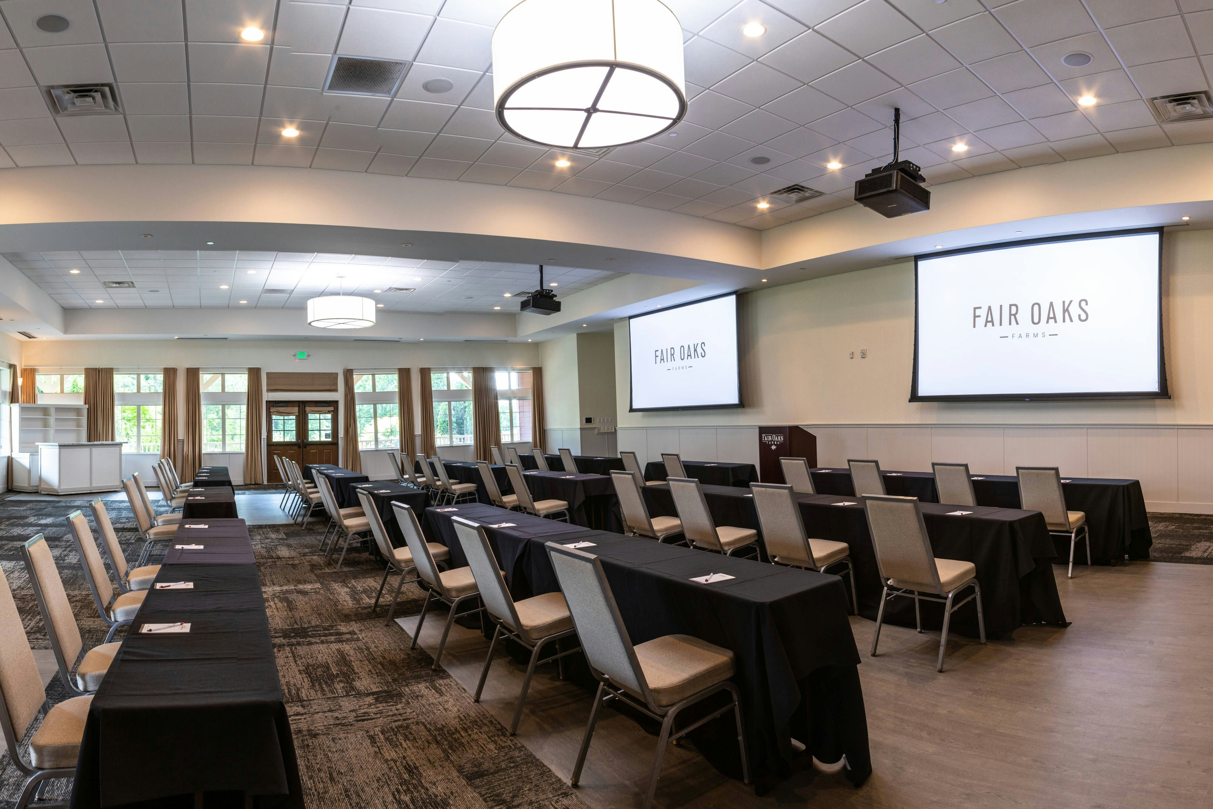 Fairfield by Marriott Inn & Suites Fair Oaks Farms