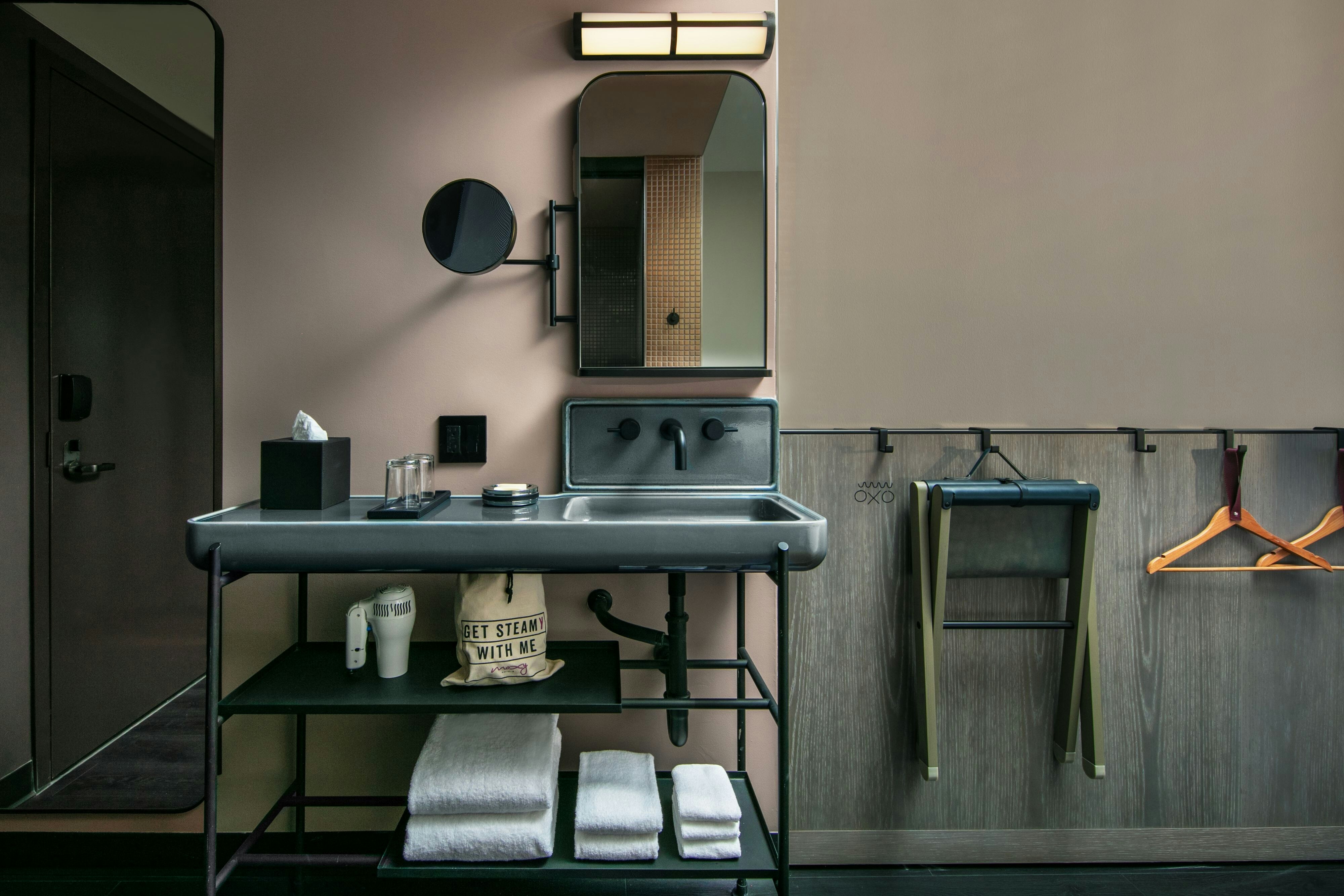 Moxy Downtown Los Angeles