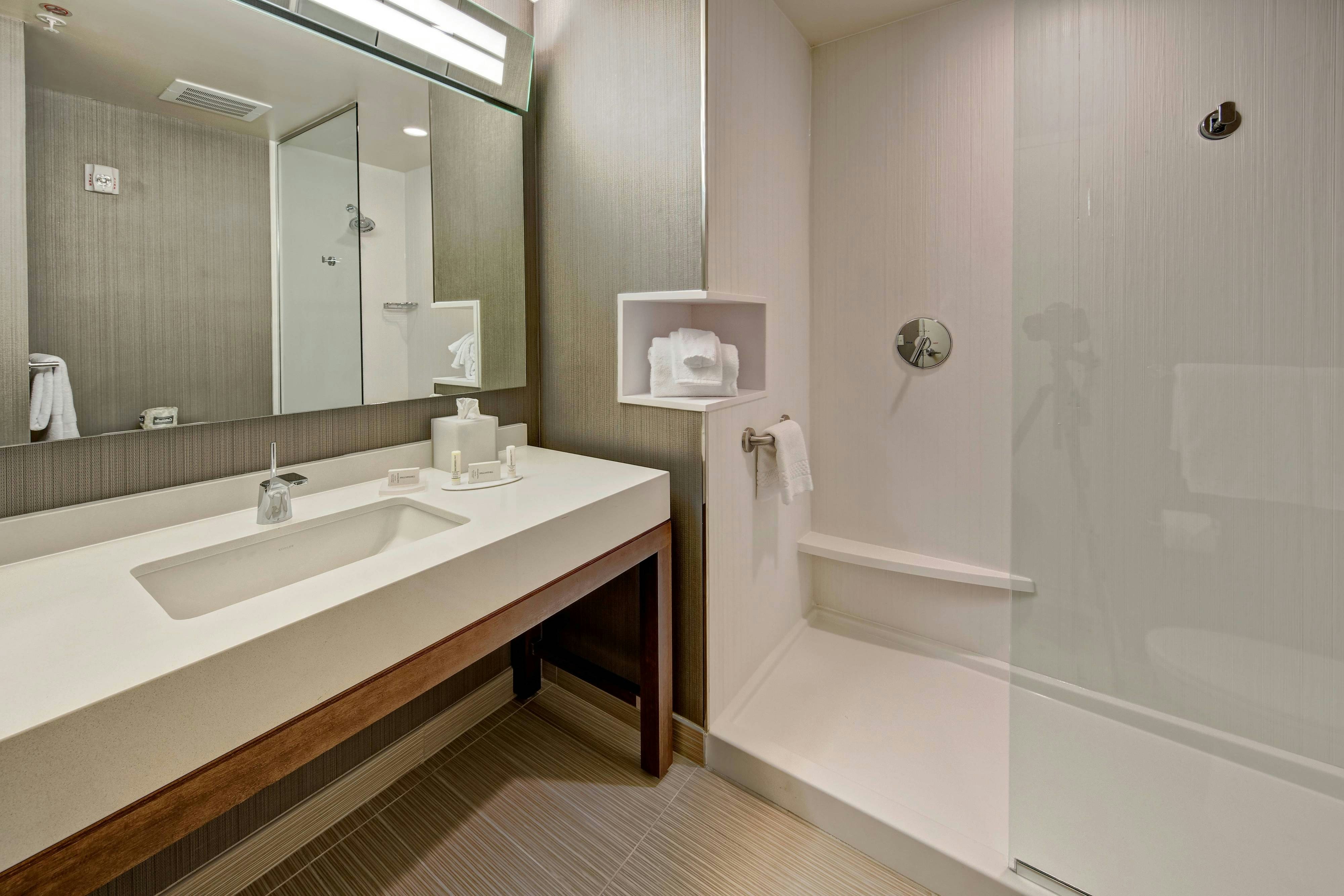 Courtyard by Marriott Kansas City Downtown/Convention Center