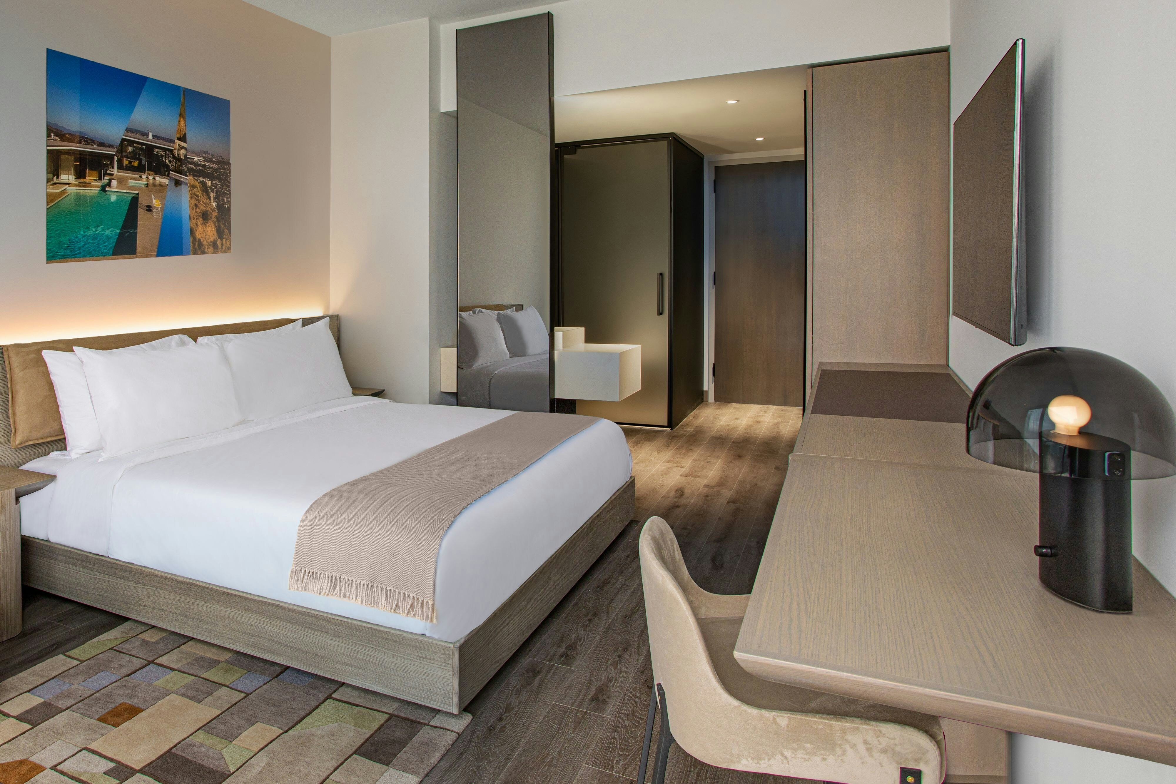 AC Hotel Downtown Los Angeles
