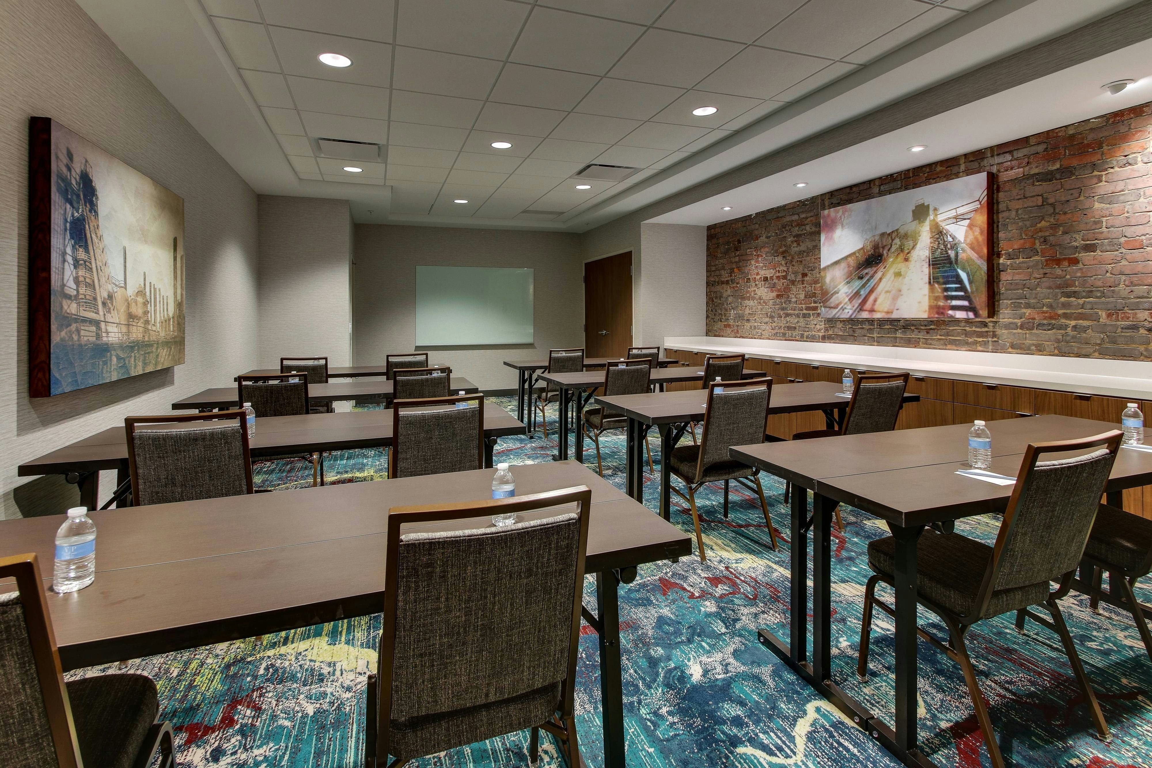 Fairfield by Marriott Inn & Suites Birmingham Downtown