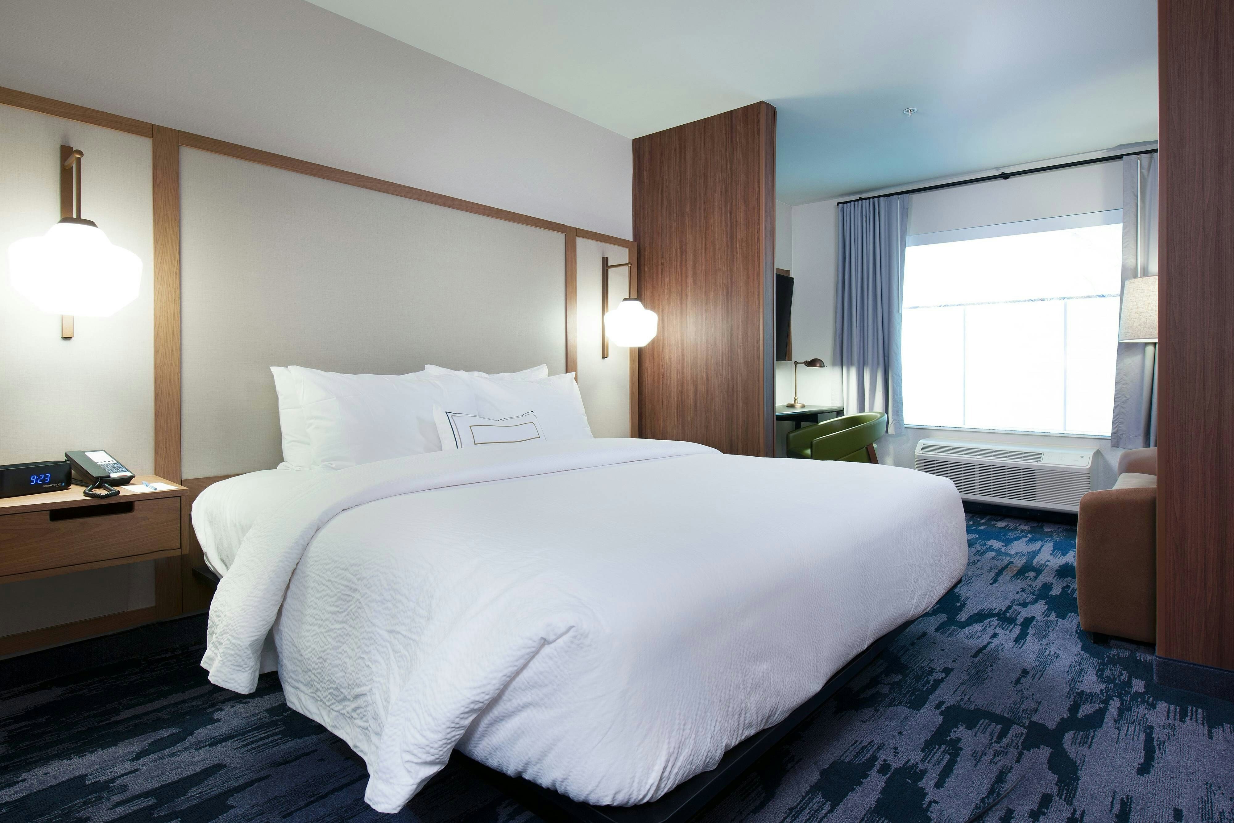 Fairfield by Marriott Inn & Suites Pittsburgh Downtown