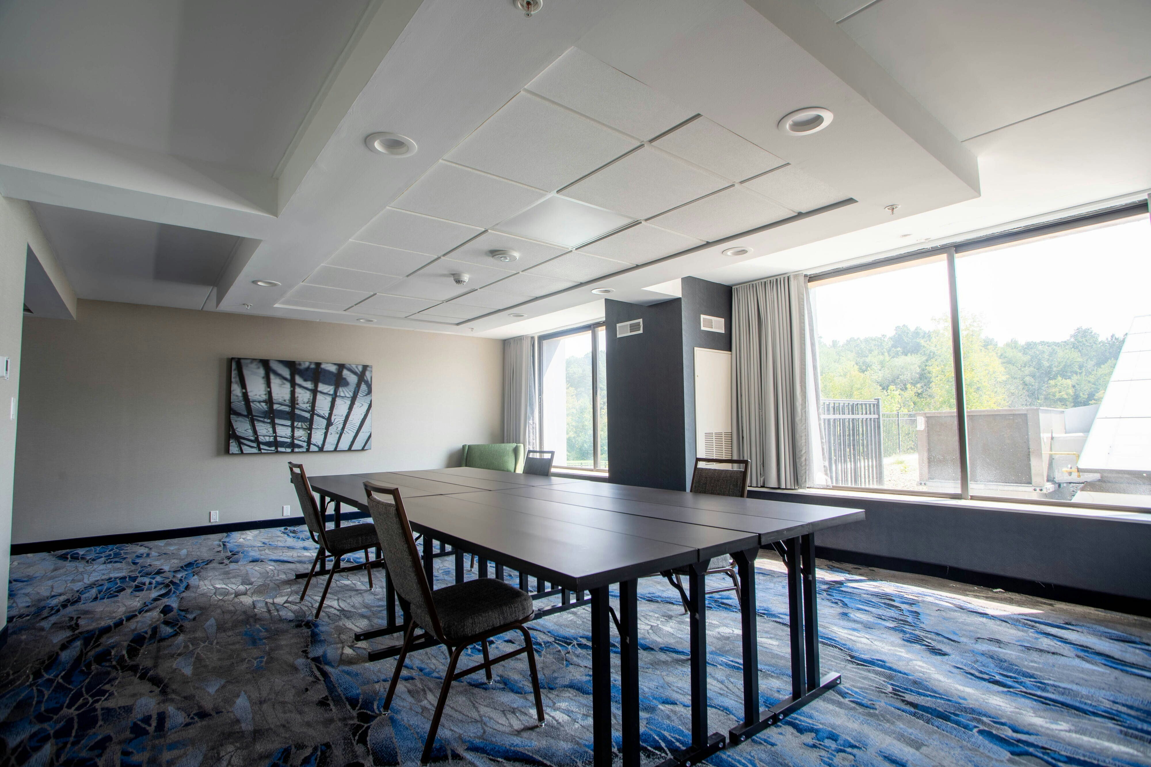 Fairfield by Marriott Inn & Suites Springfield Enfield
