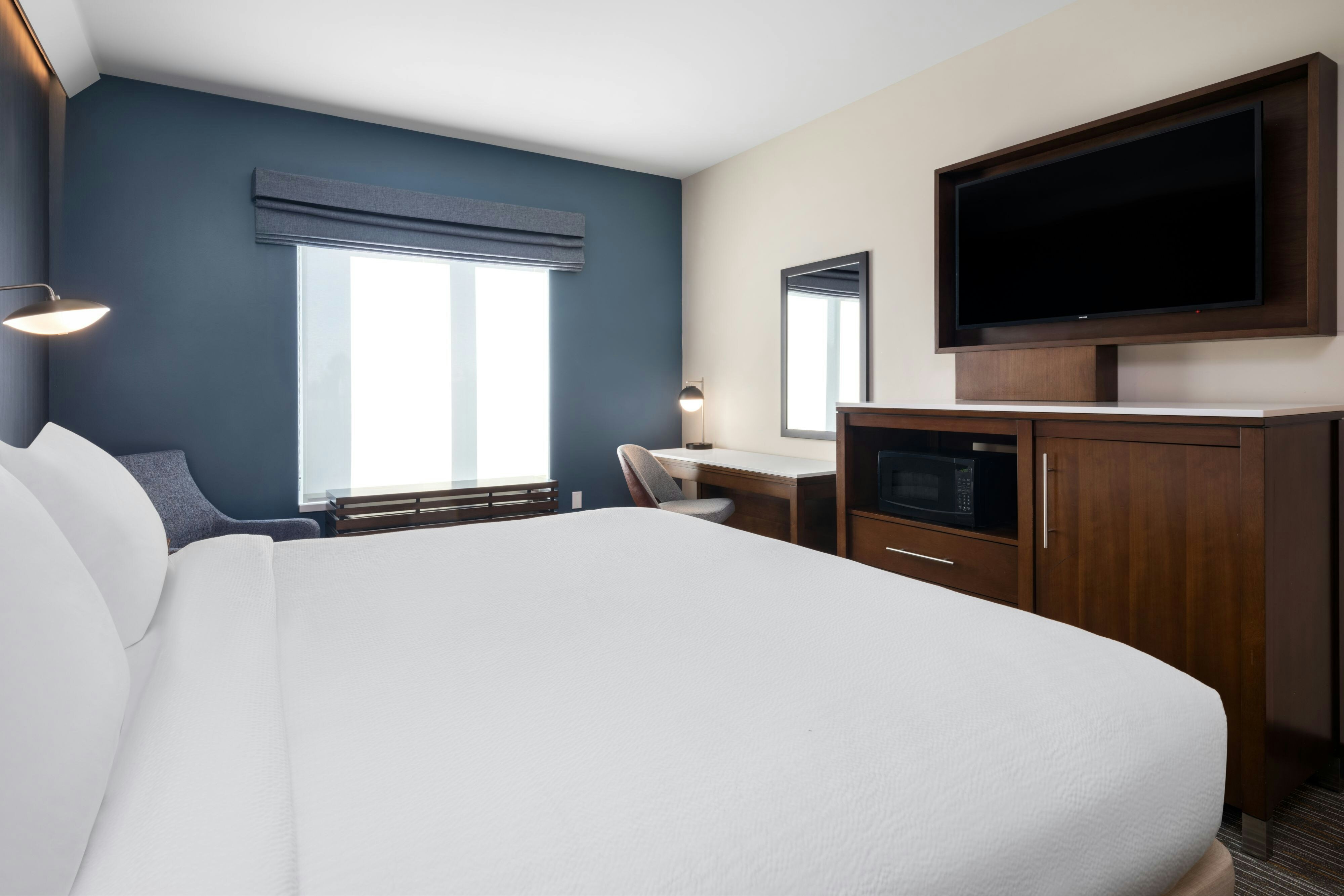 Courtyard by Marriott Seattle SeaTac Airport