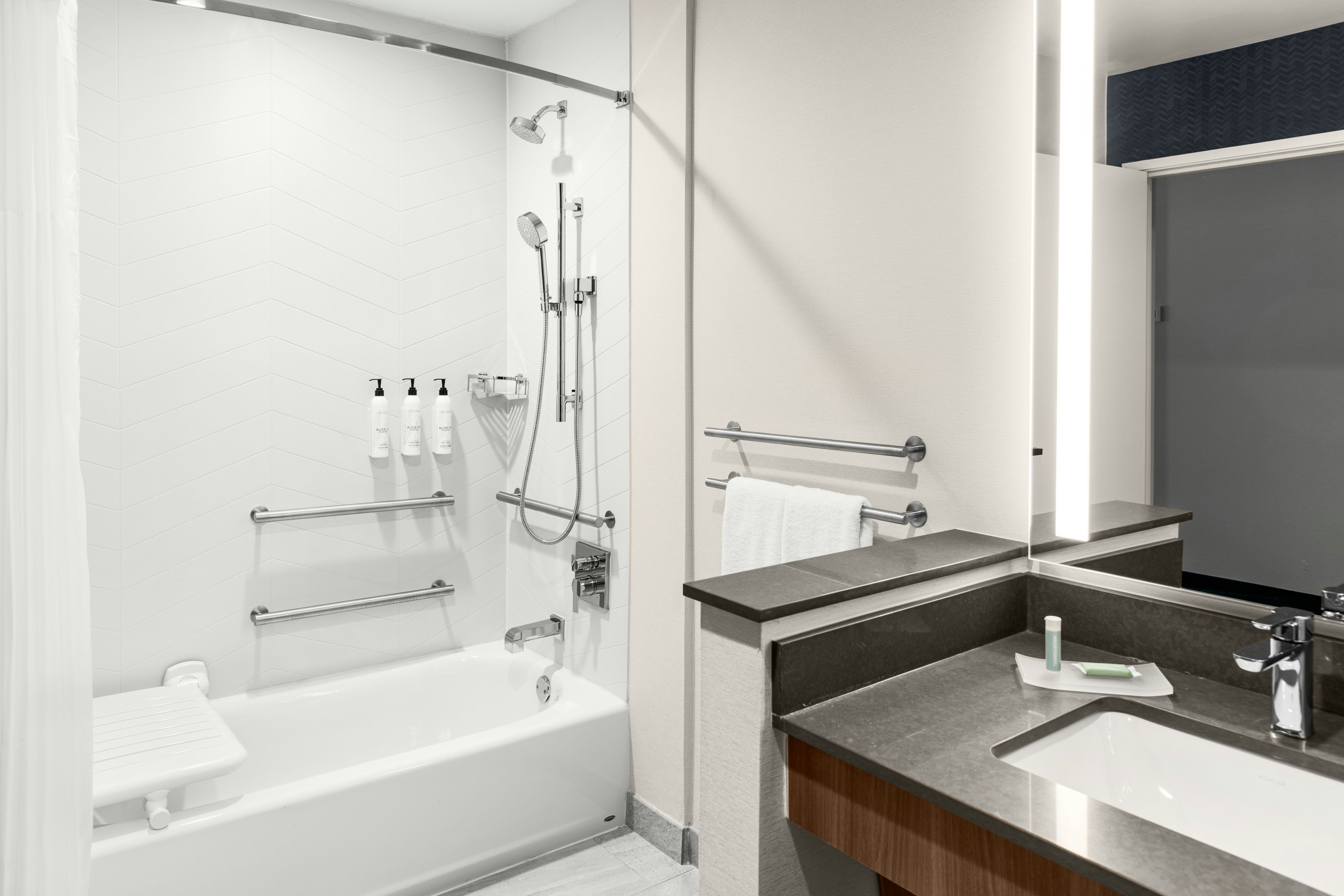 Fairfield by Marriott Inn & Suites Austin Downtown