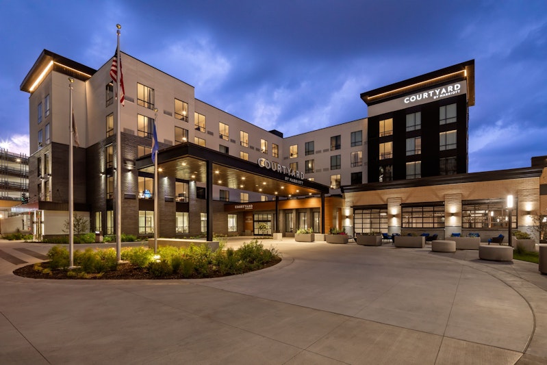 Courtyard by Marriott St. Paul Downtown