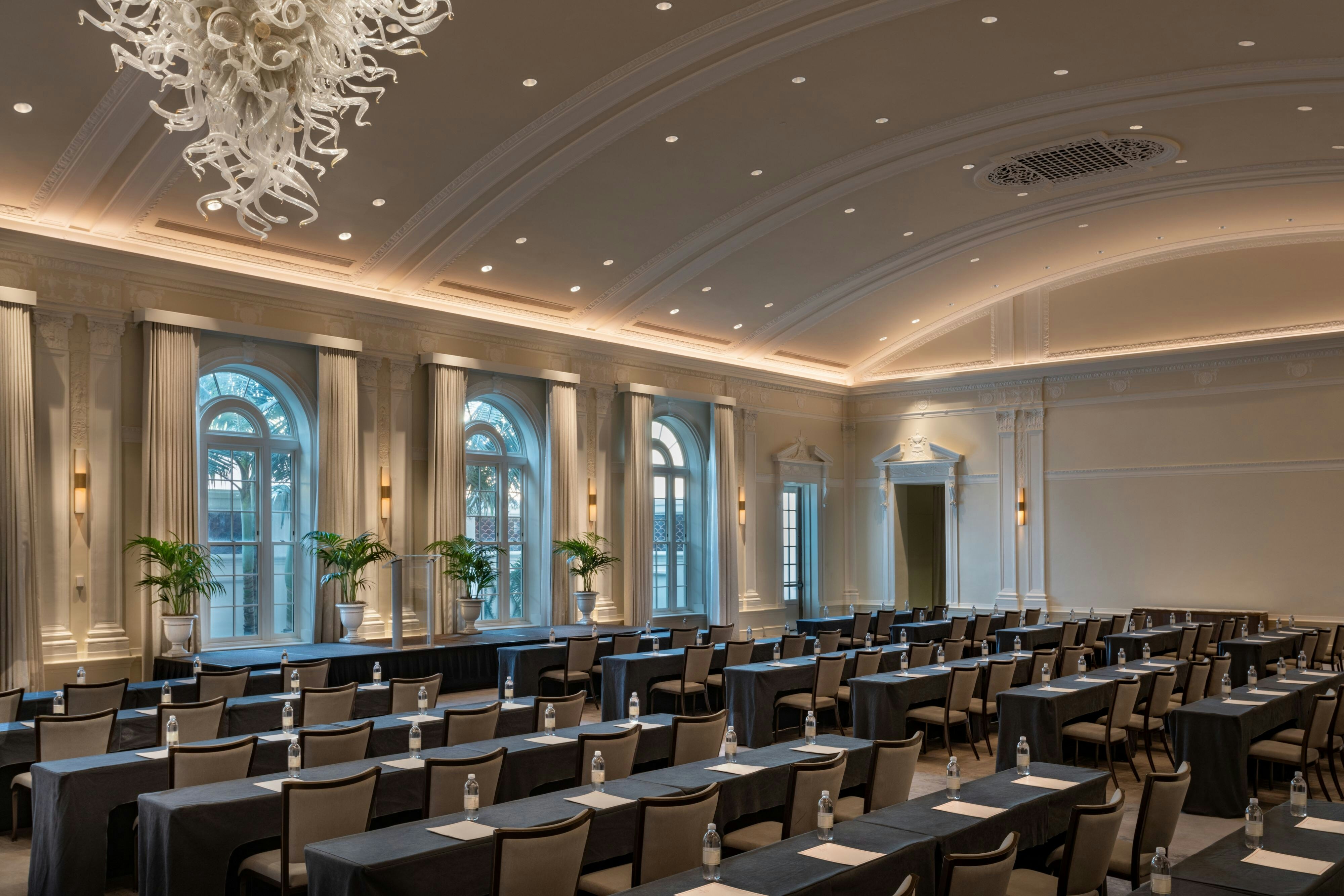 The Vinoy Resort & Golf Club, Autograph Collection