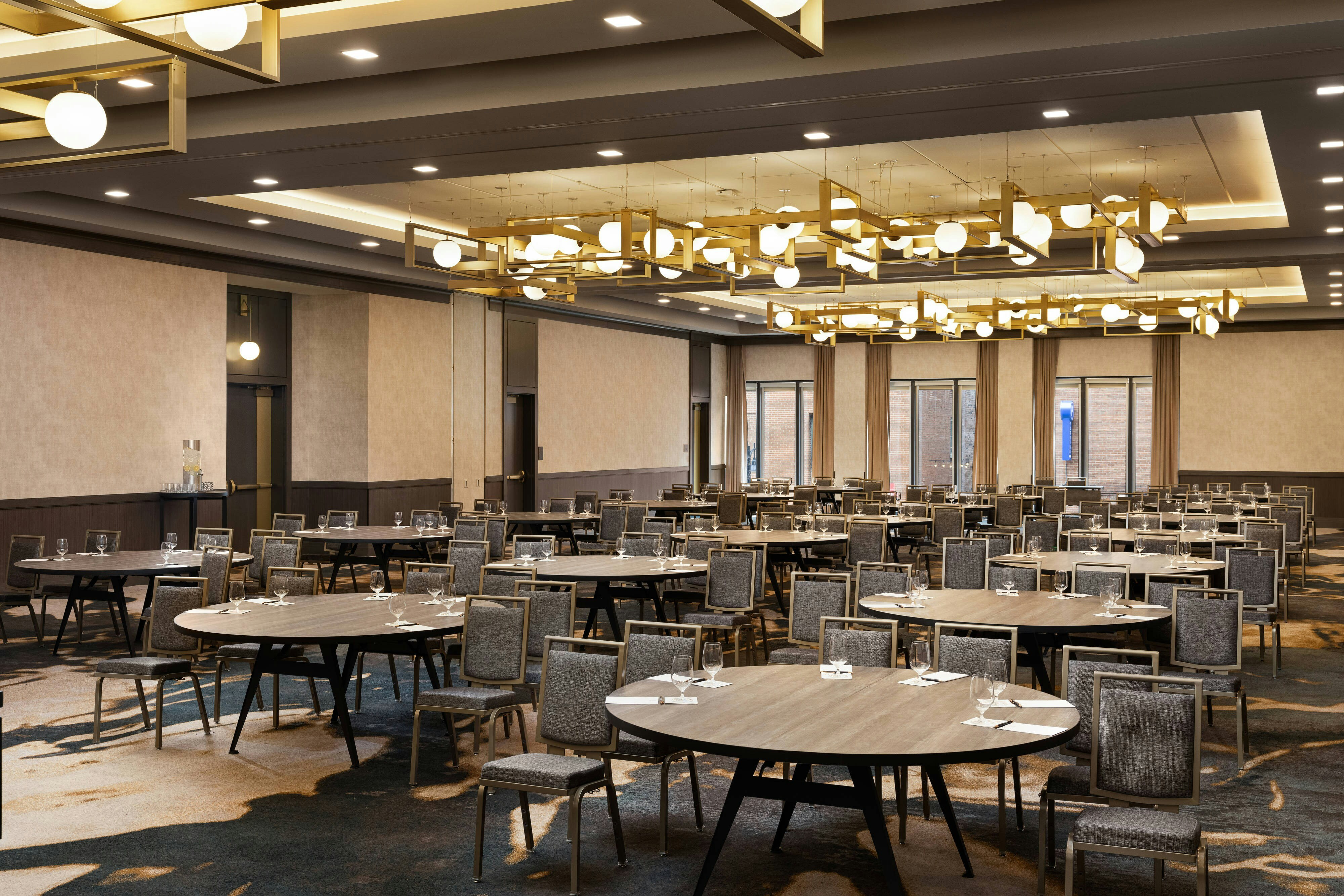 Hotel Distil, Autograph Collection