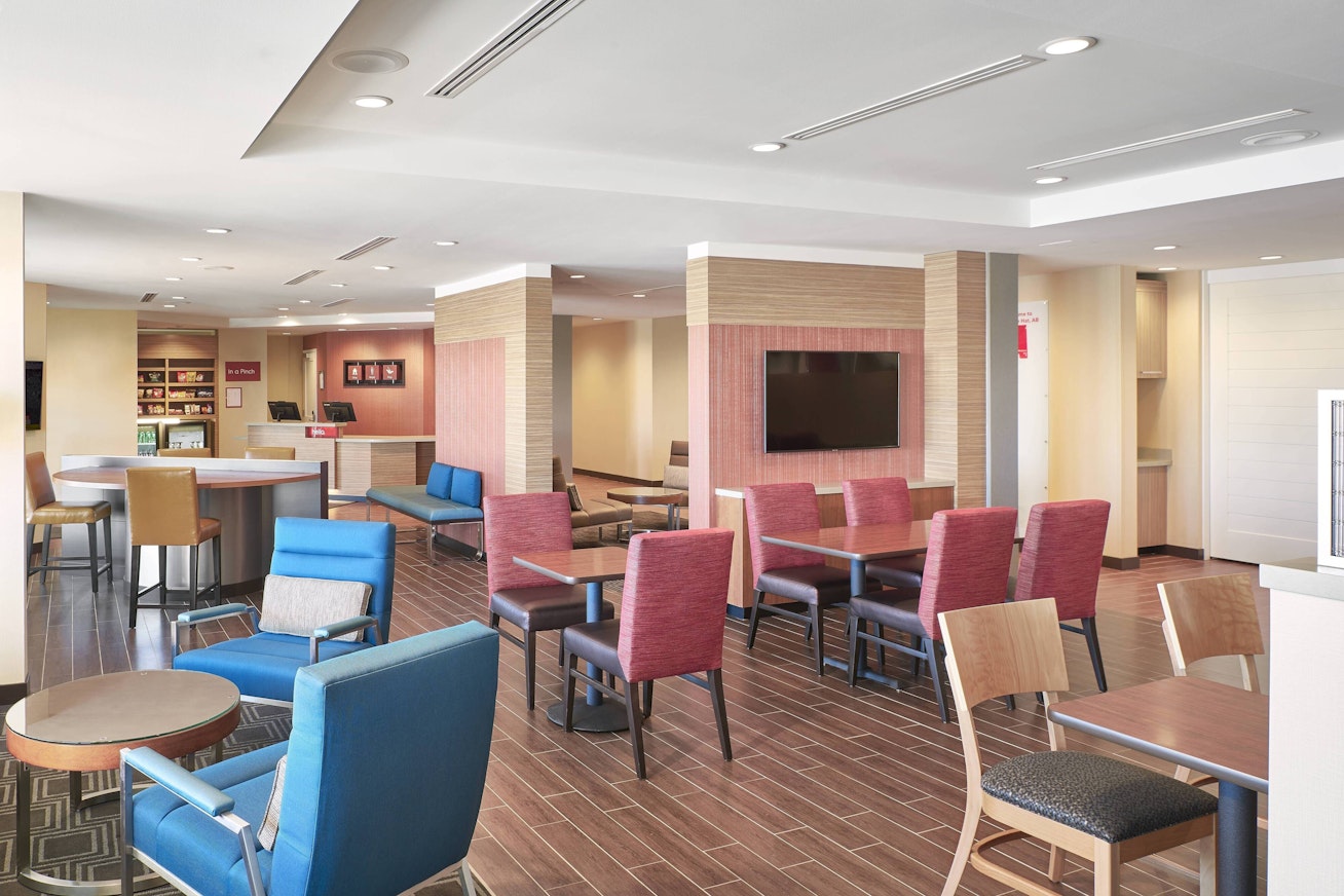 TownePlace Stes By Marriott Medicine Hat