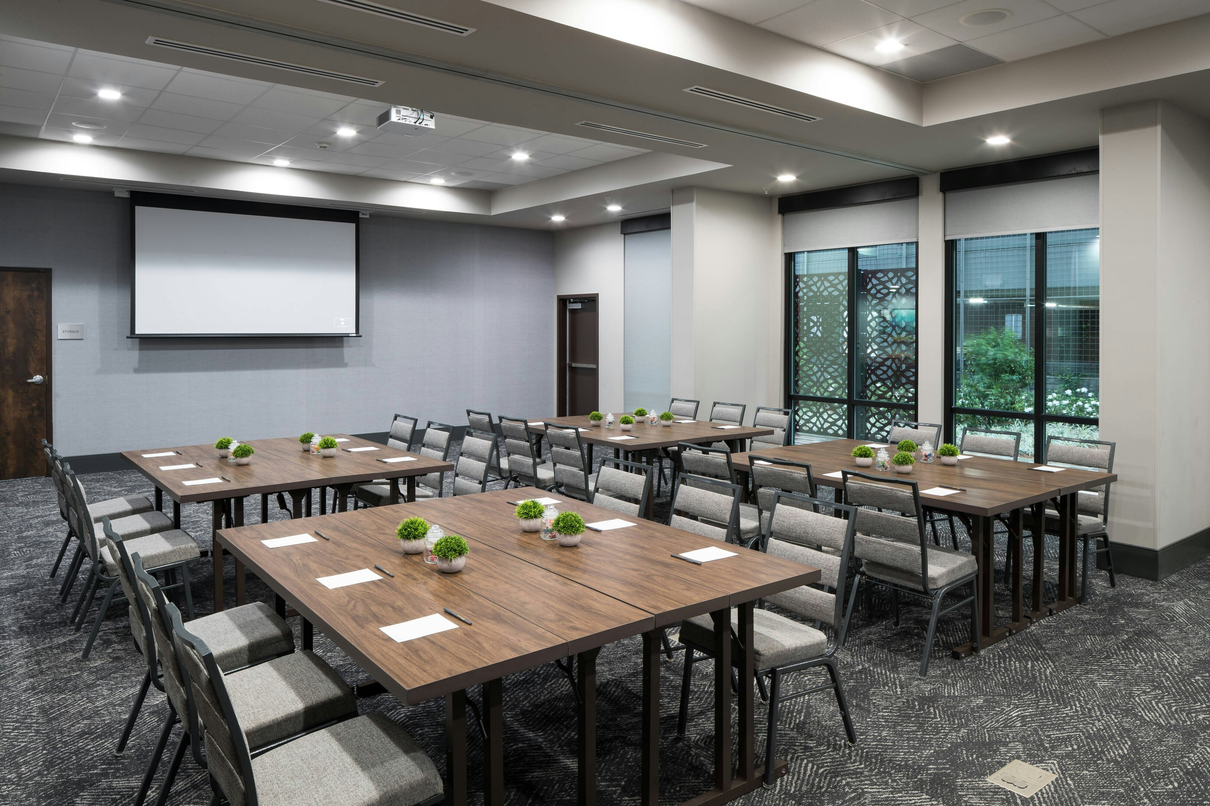 Courtyard by Marriott Houston Heights/I-10