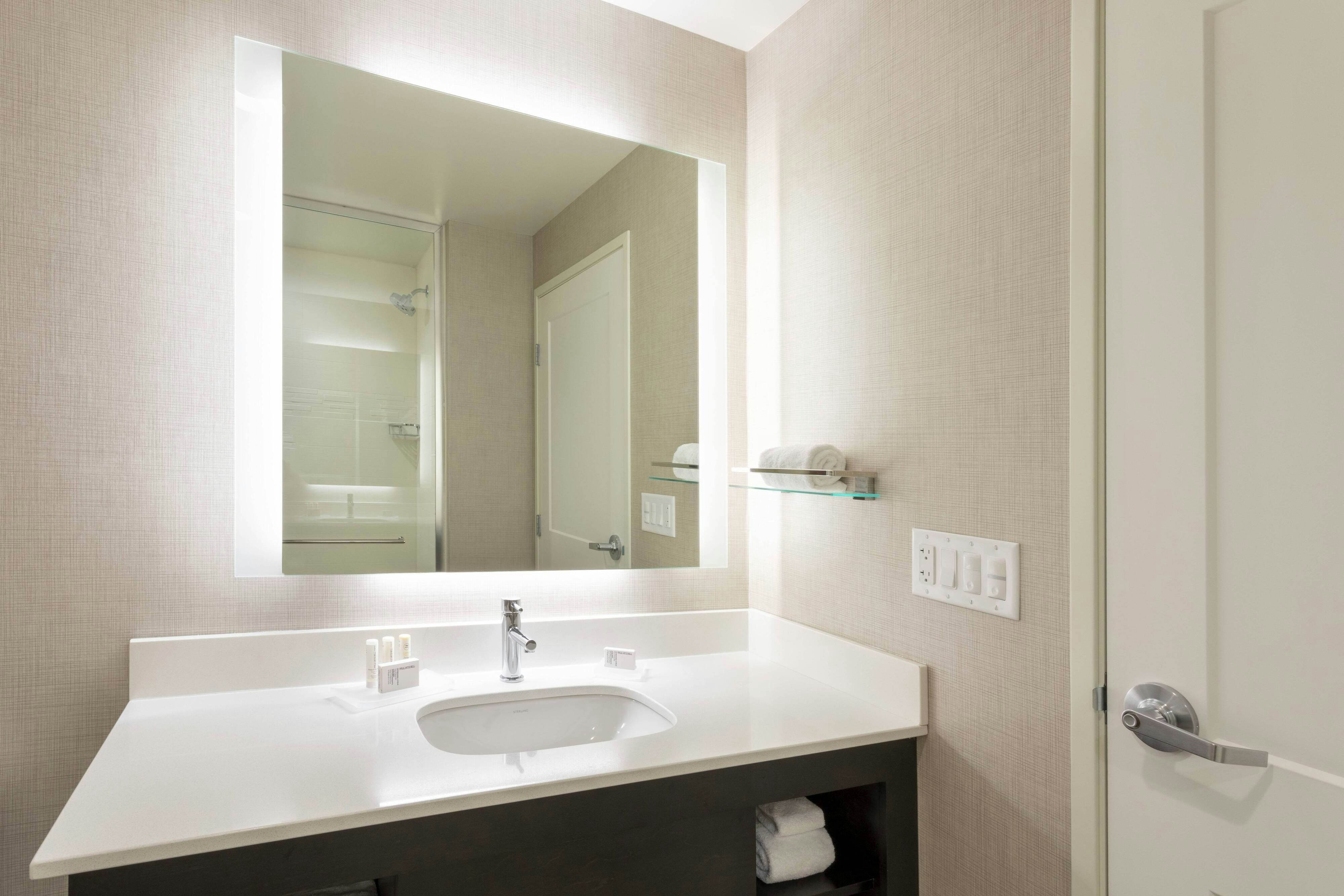 Residence Inn by Marriott Minneapolis Maple Grove/Arbor Lakes