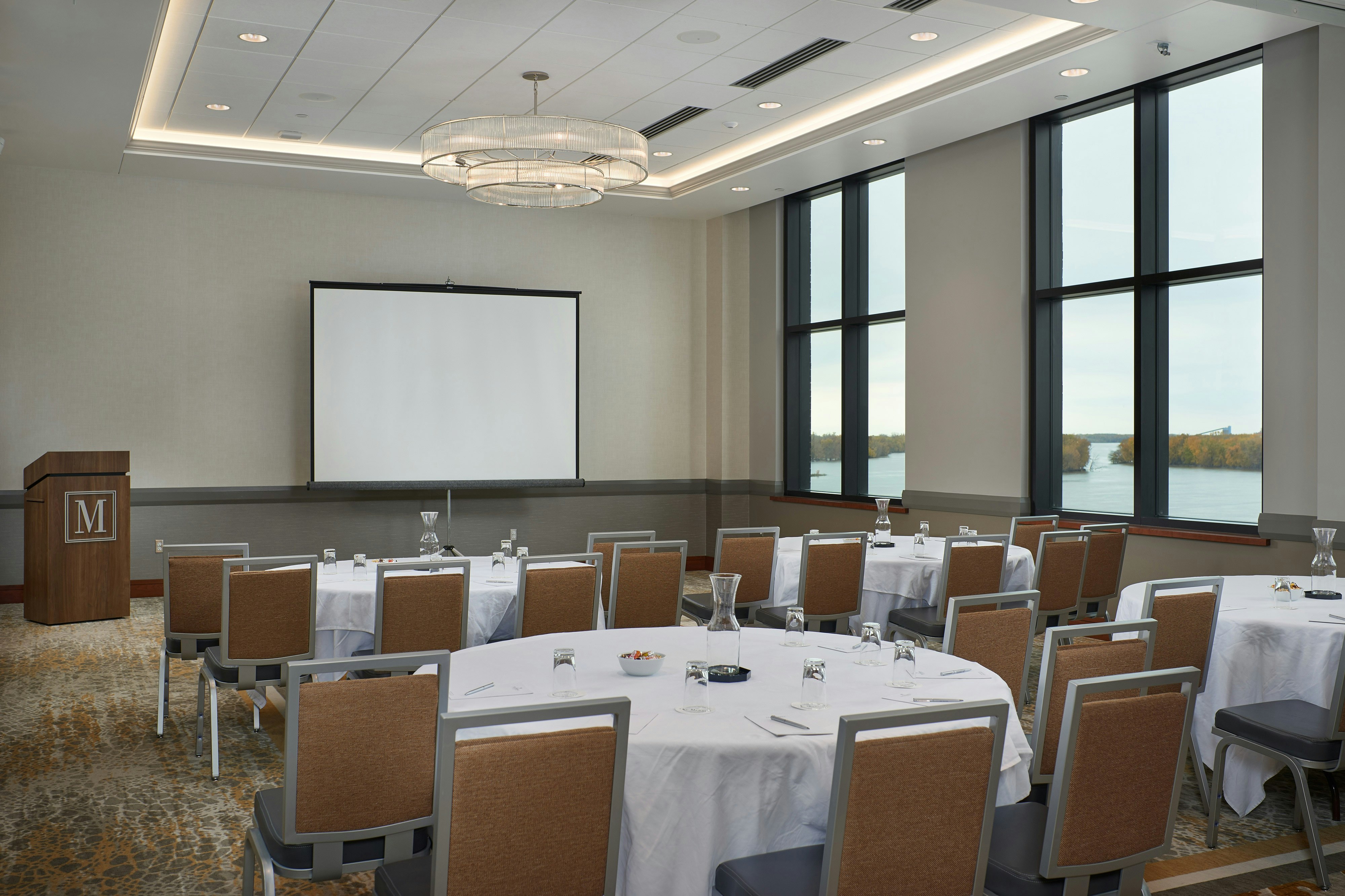 The Merrill Hotel, Muscatine, a Tribute Portfolio Hotel
