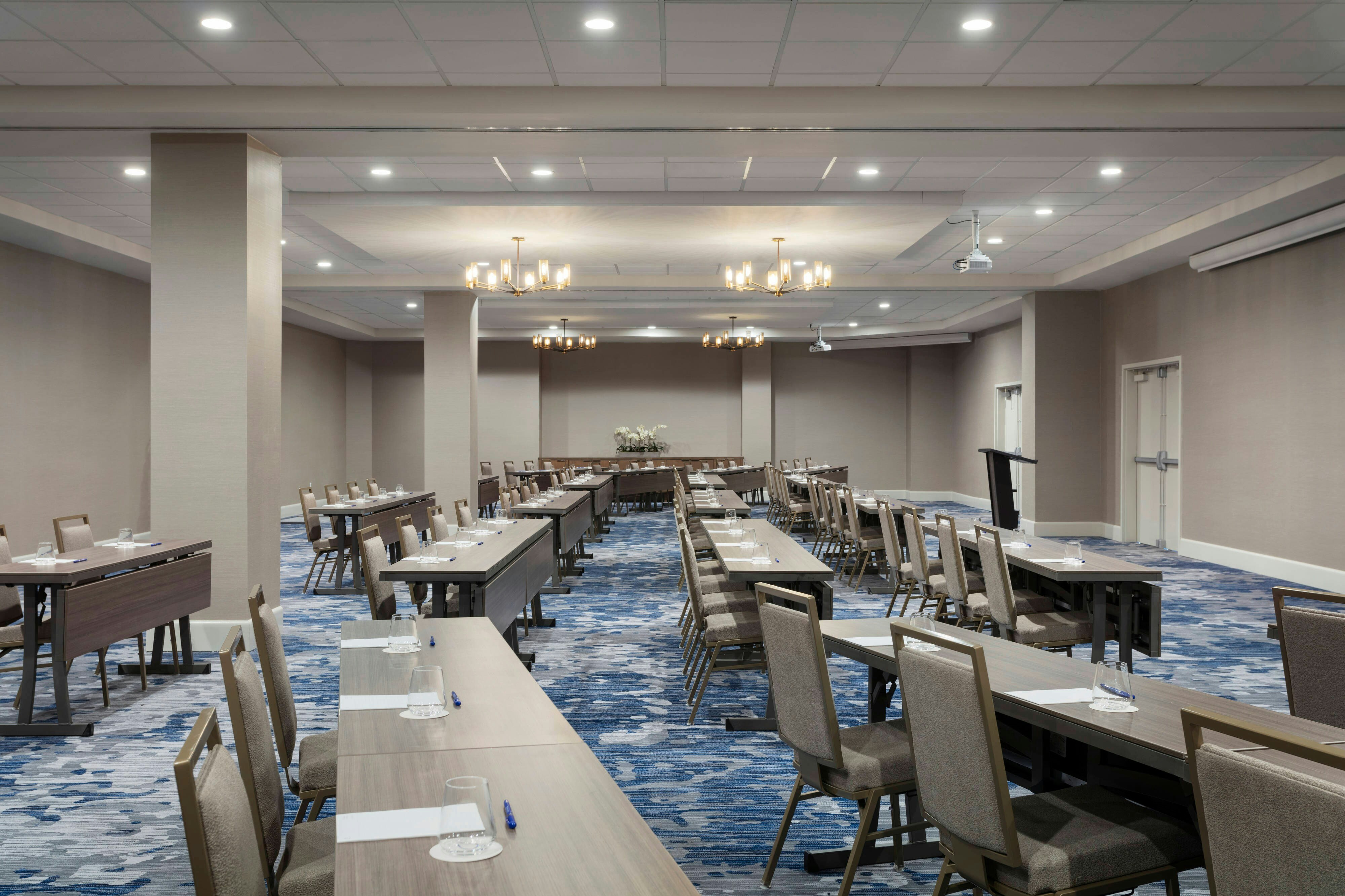 Delta Hotels Virginia Beach Waterfront Suites