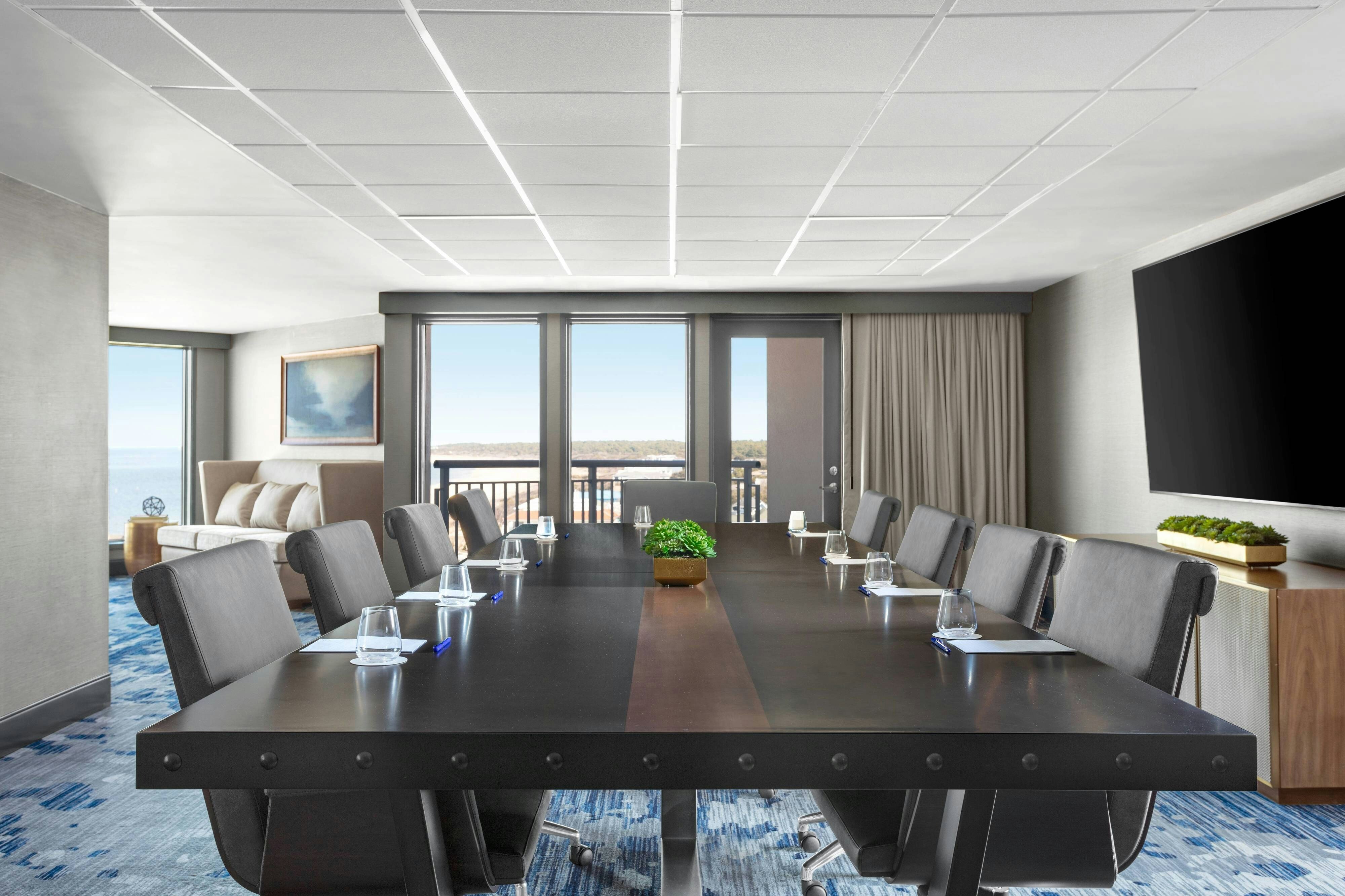 Delta Hotels Virginia Beach Waterfront Suites