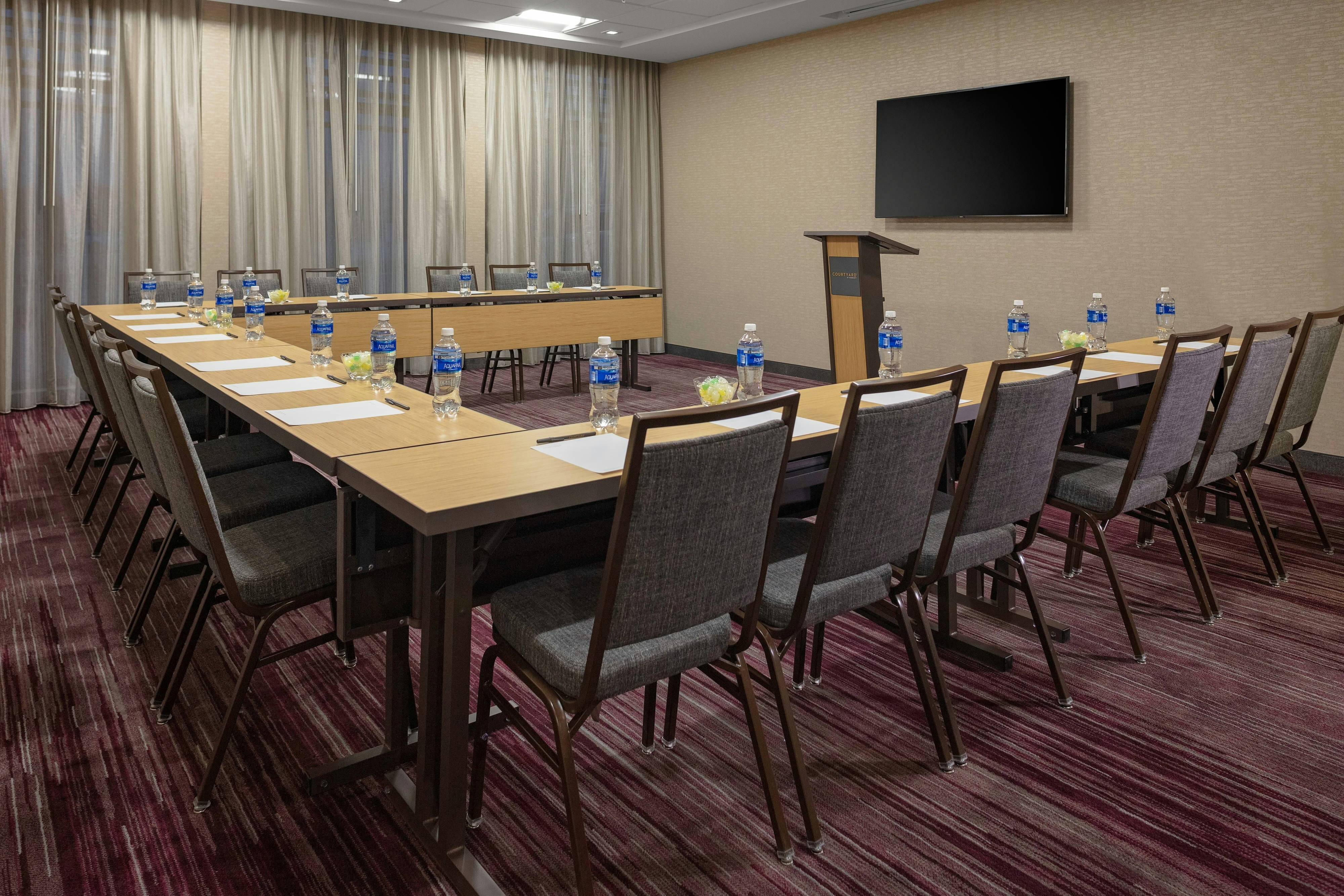 Courtyard by Marriott Cincinnati Mason