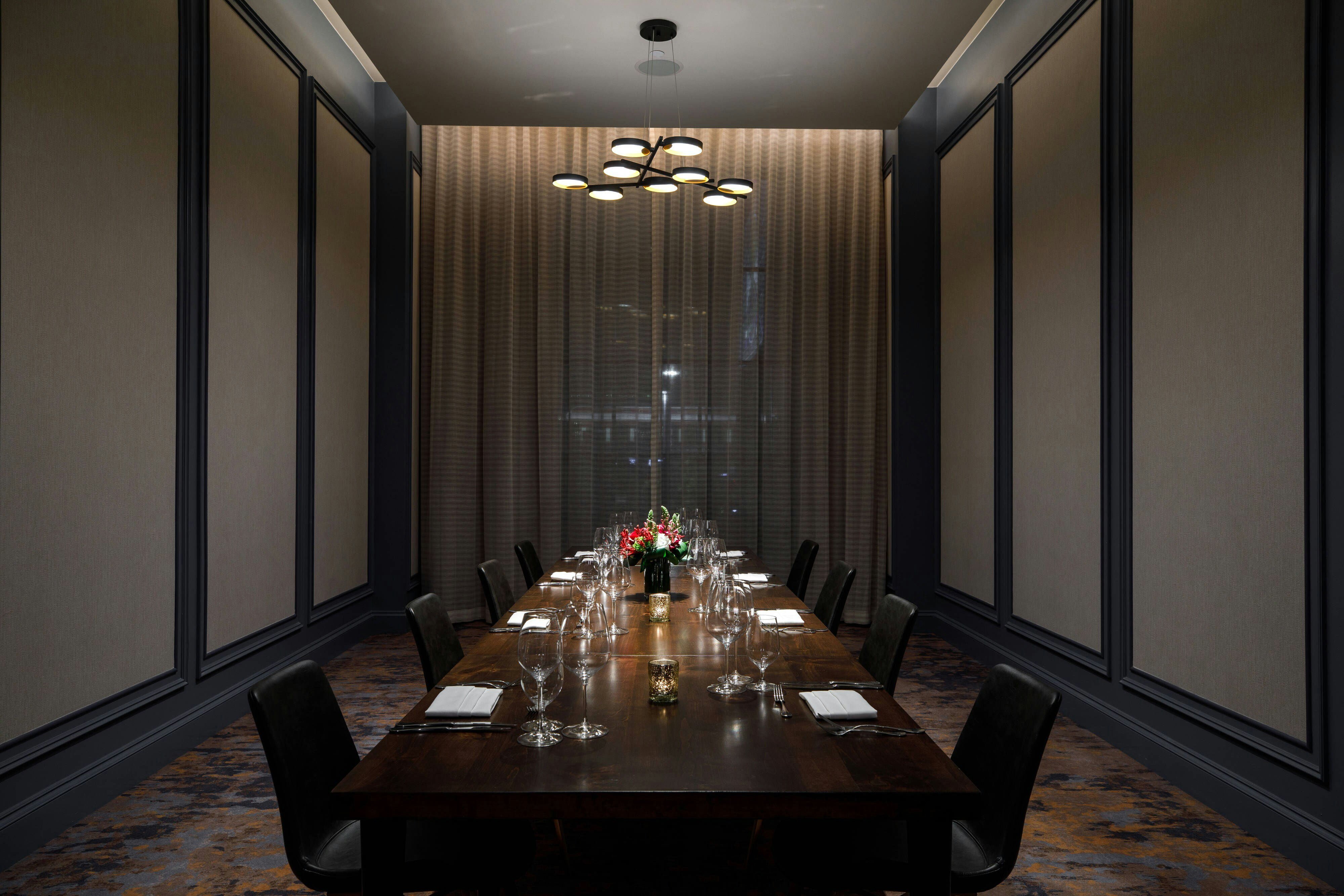 Hotel Vin, Grapevine, Autograph Collection