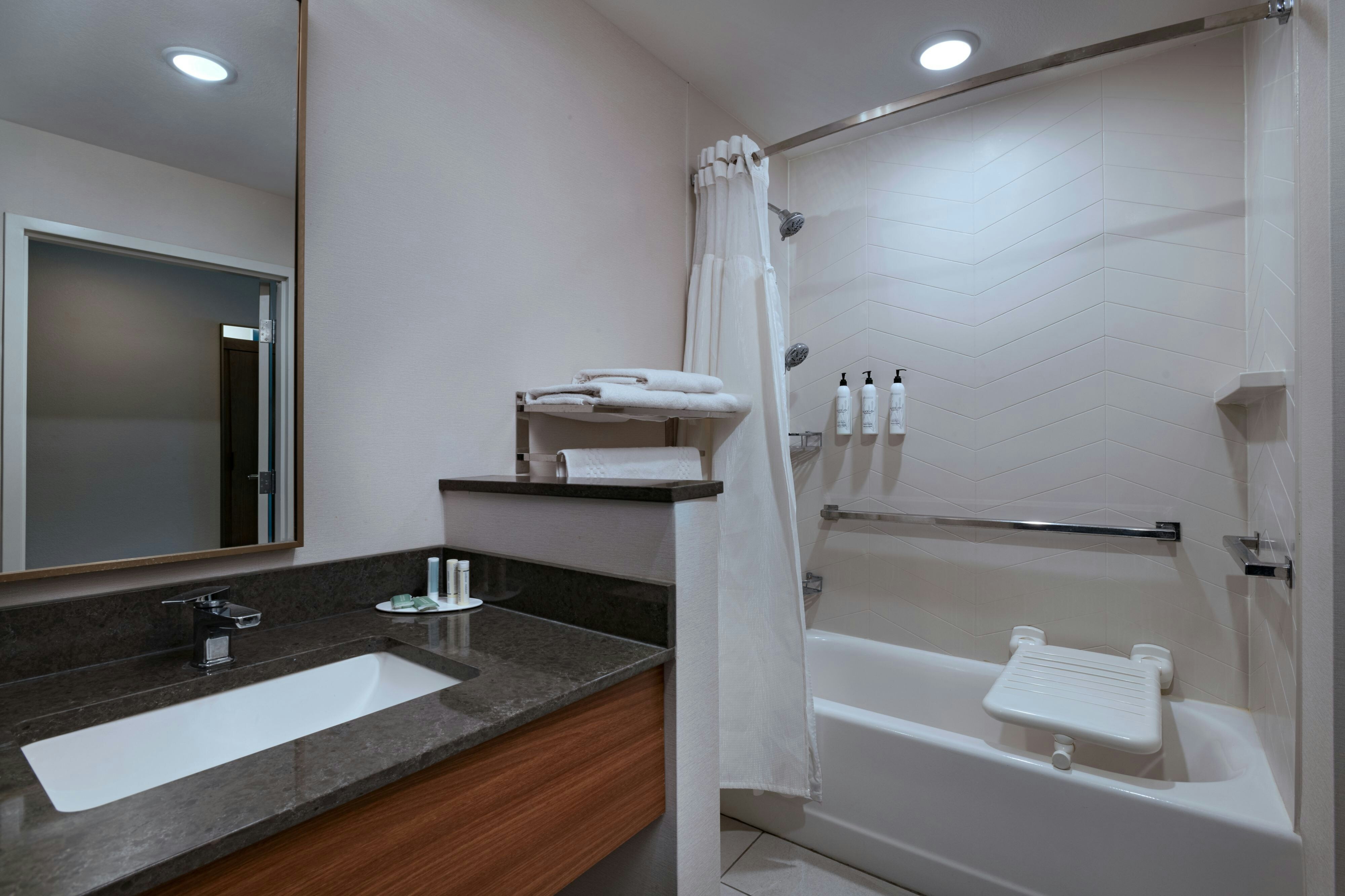 Fairfield by Marriott Inn & Suites Lincoln Crete