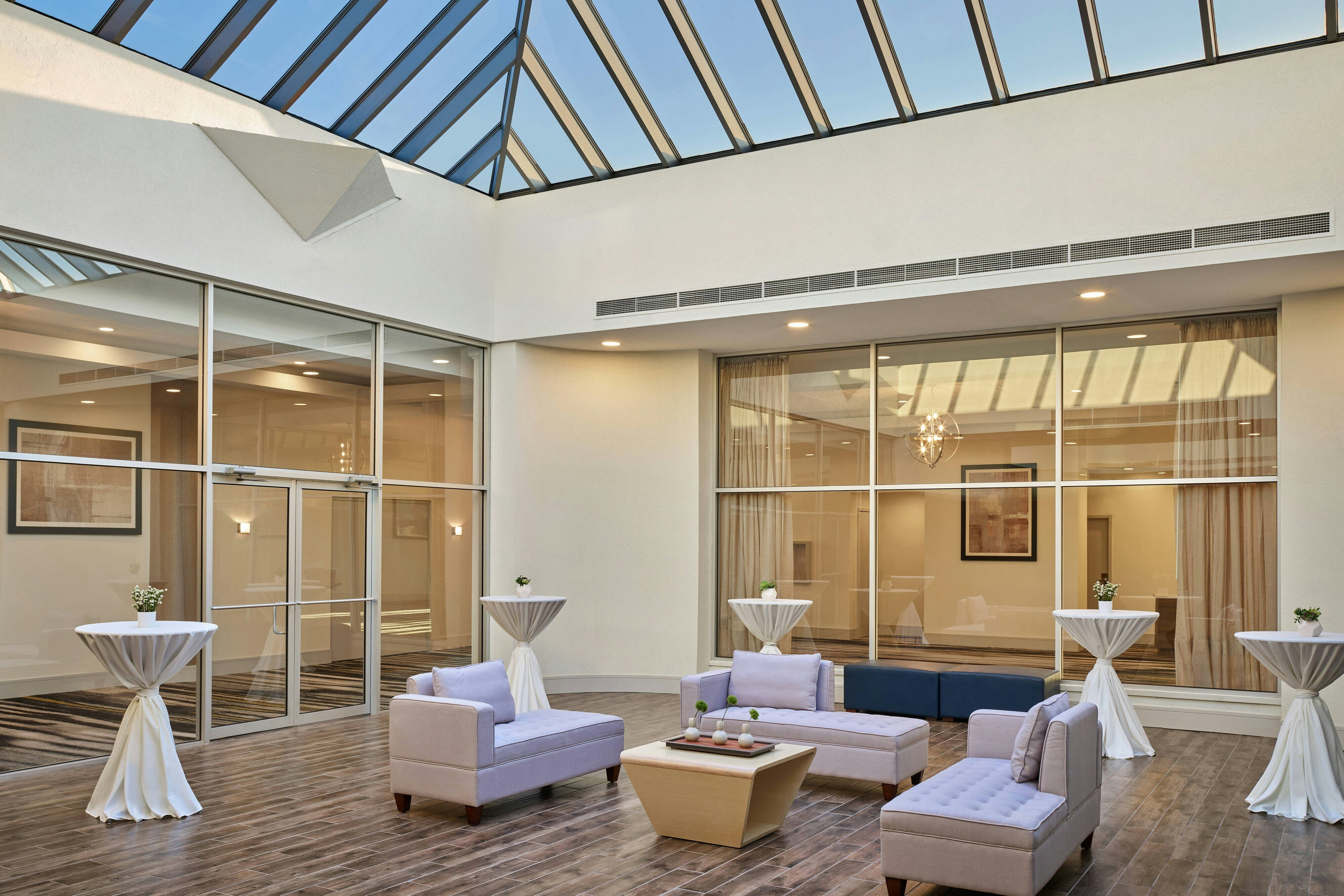 Delta Hotels Chicago Willowbrook