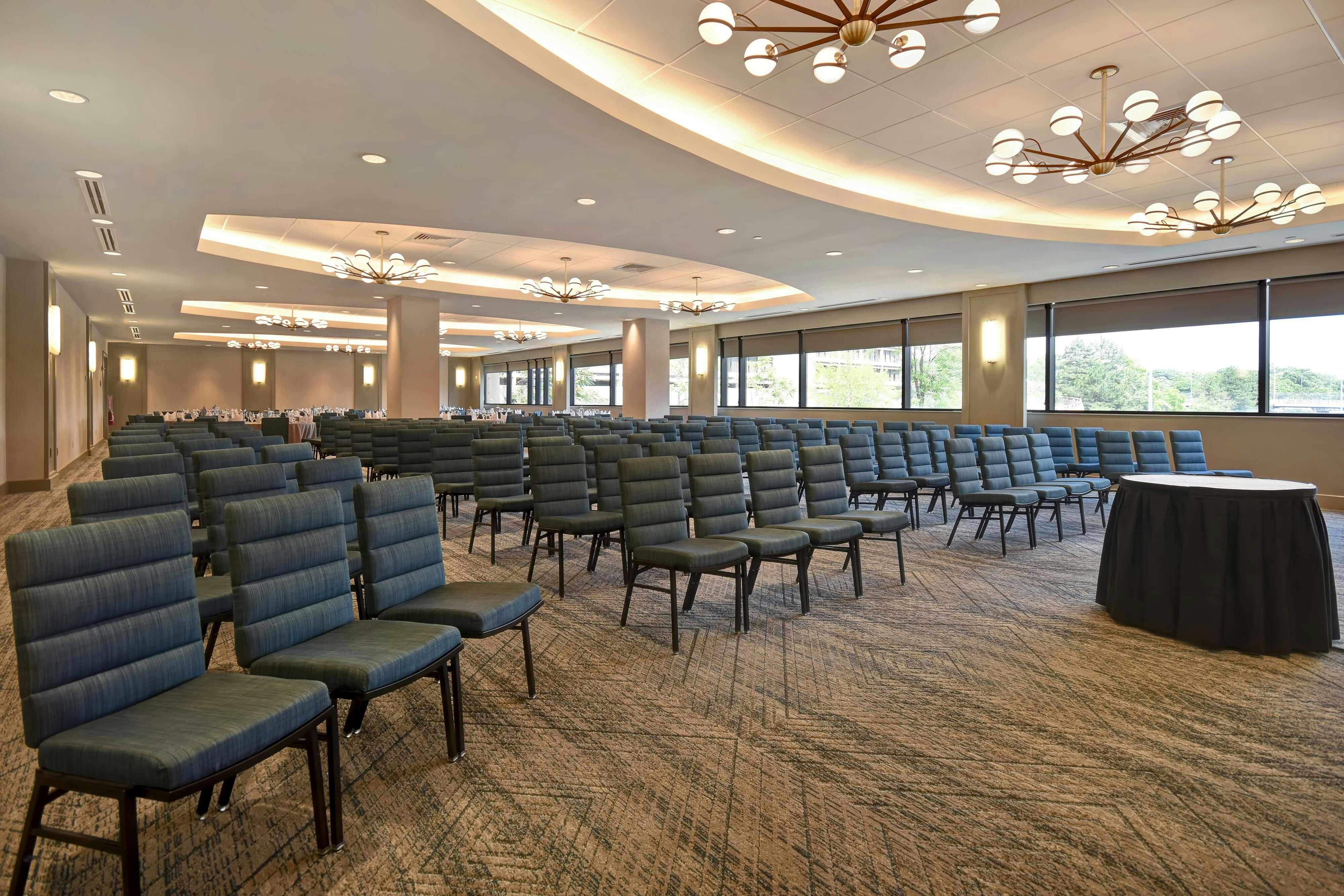 Four Points by Sheraton Boston Newton