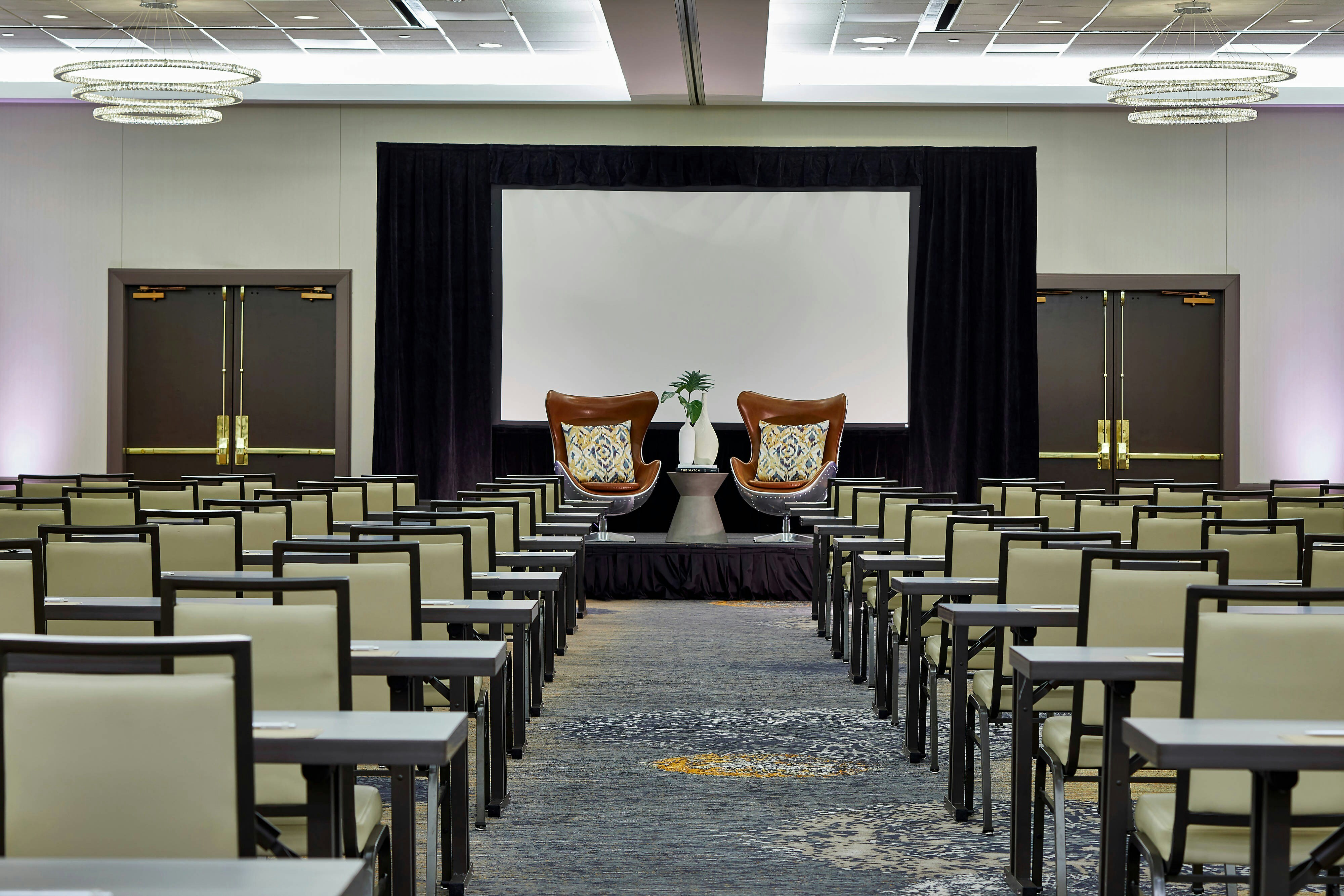 Renaissance Chicago Glenview Suites Hotel