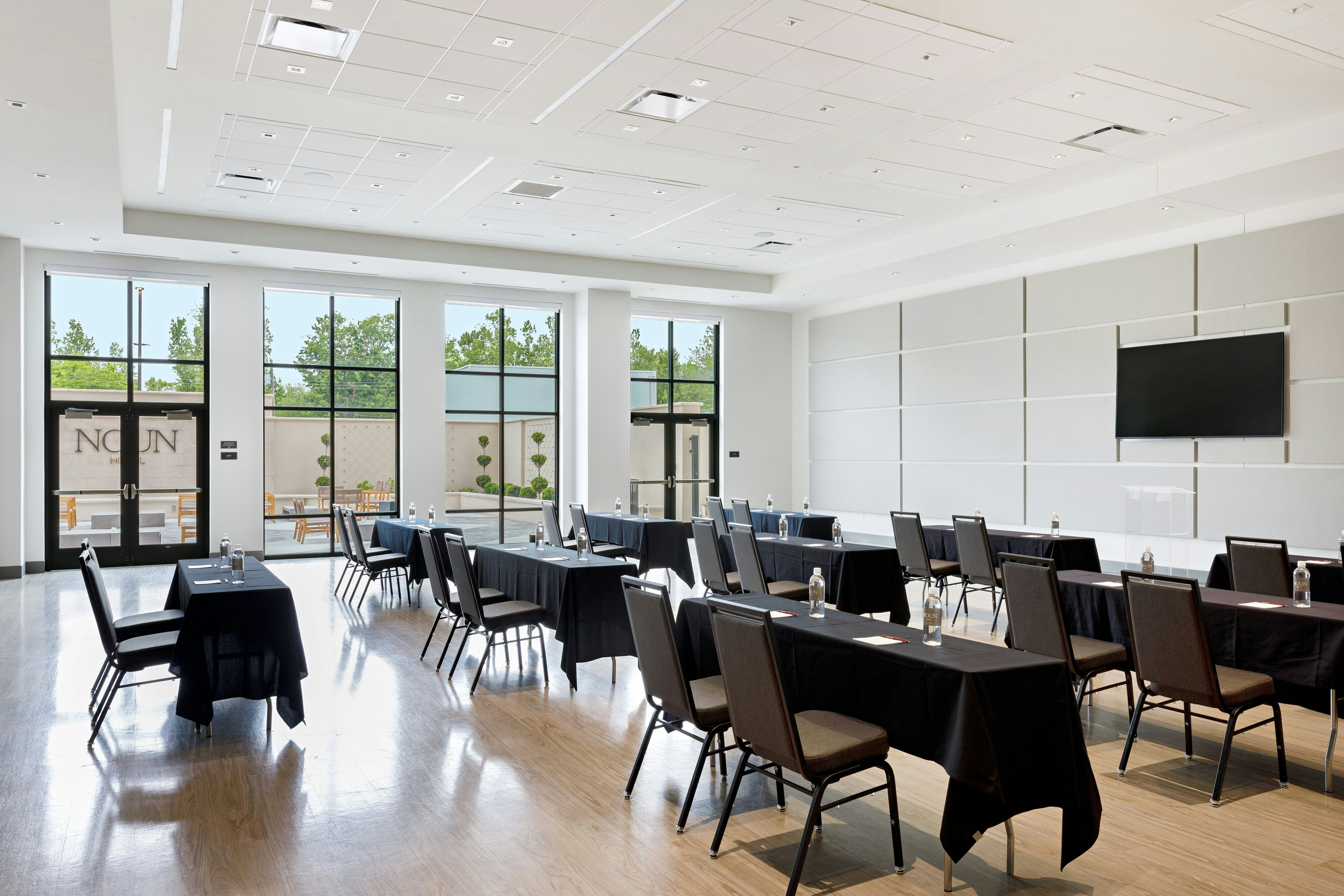 NOUN Hotel, Norman, A Tribute Portfolio Hotel
