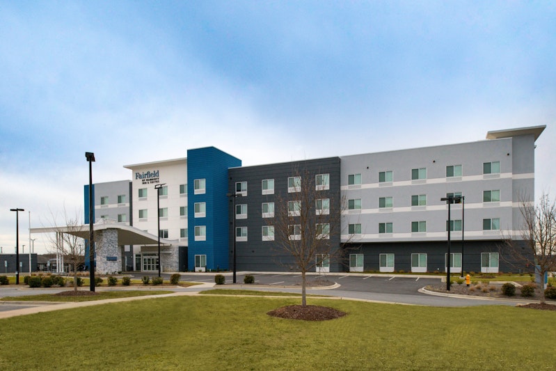Fairfield by Marriott Inn & Suites Charlotte University Research Park