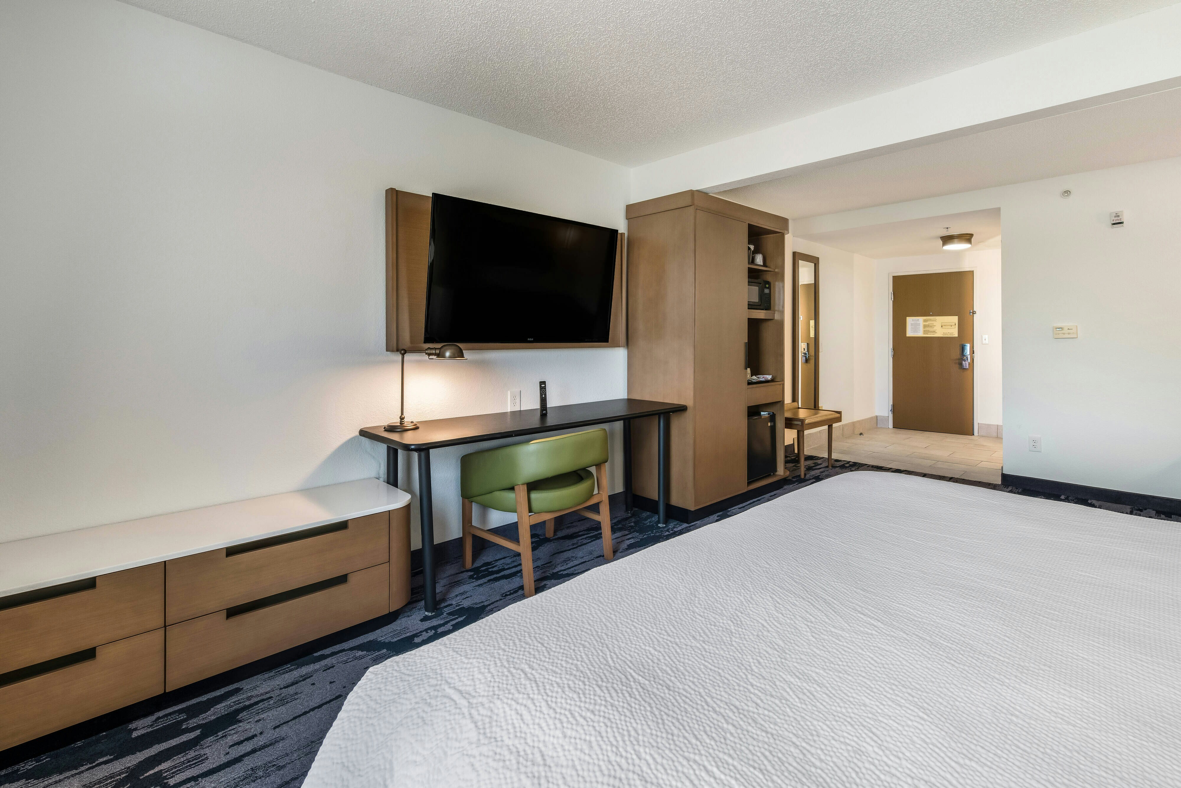 Fairfield by Marriott Inn & Suites Greensboro Coliseum Area